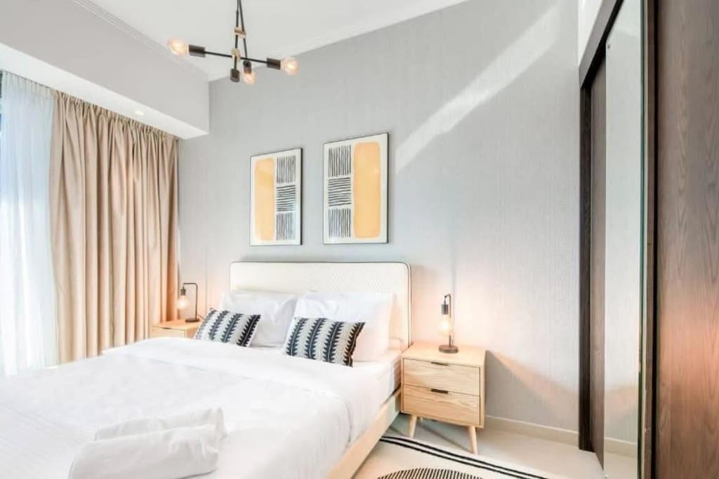 Bright & Serene Flat In The Marina, By Only Apartment *