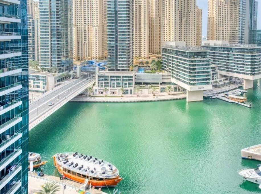 Apartment Bright & Serene Flat In The Marina, By Only Dubai