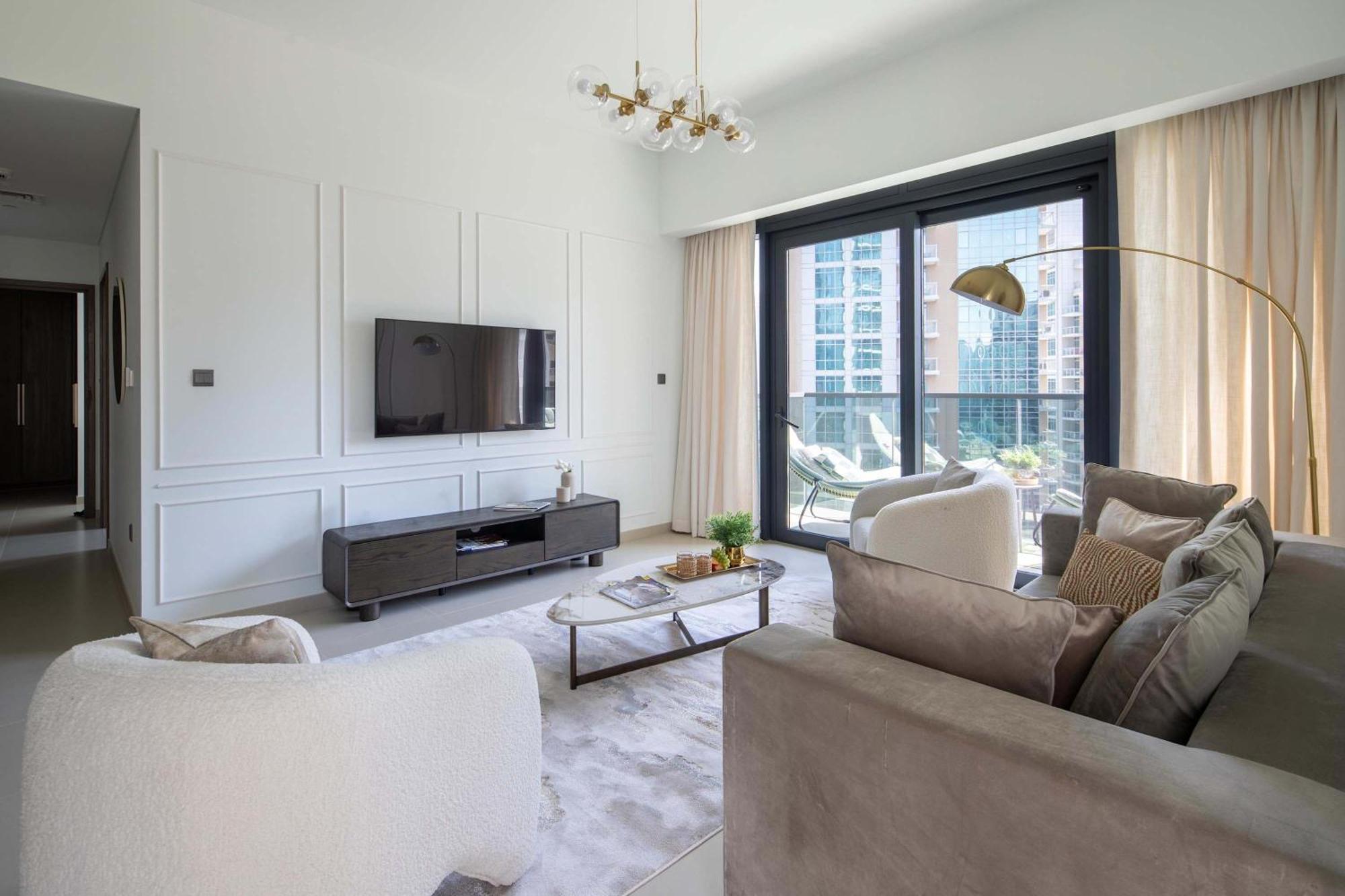 Frank Porter - Act 1 Act 2 Apartment