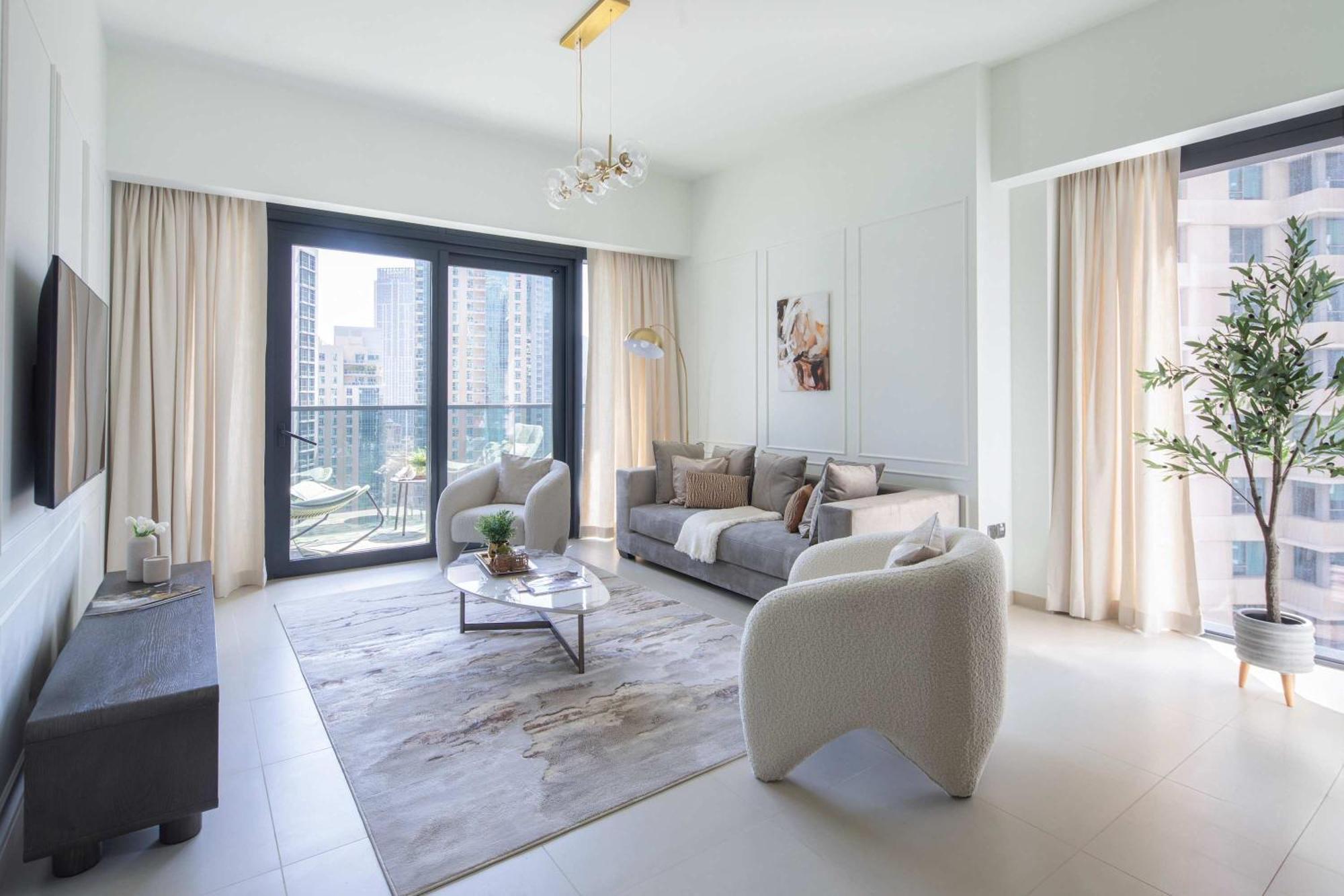 Apartment Frank Porter - Act 1 Act 2 Dubai