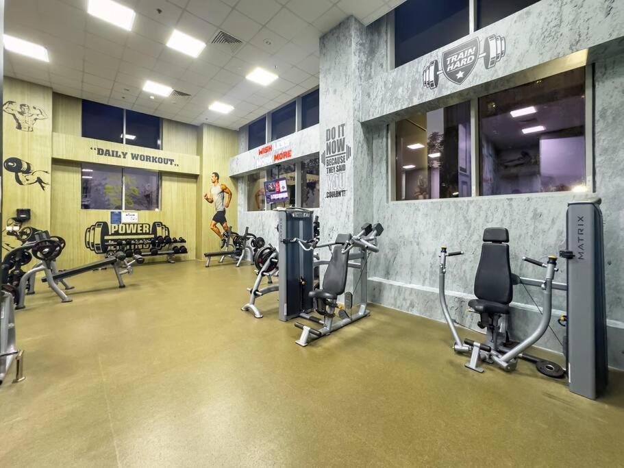 Luxury In Business Bay Water Canal View Apartment Dubai