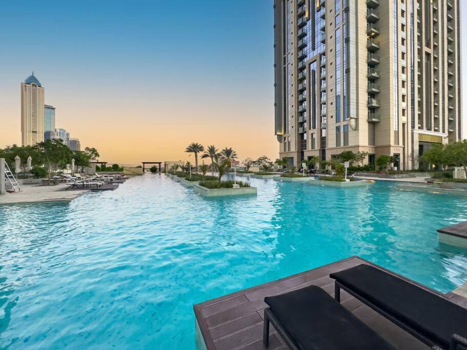 Luxury In Business Bay Water Canal View Apartment