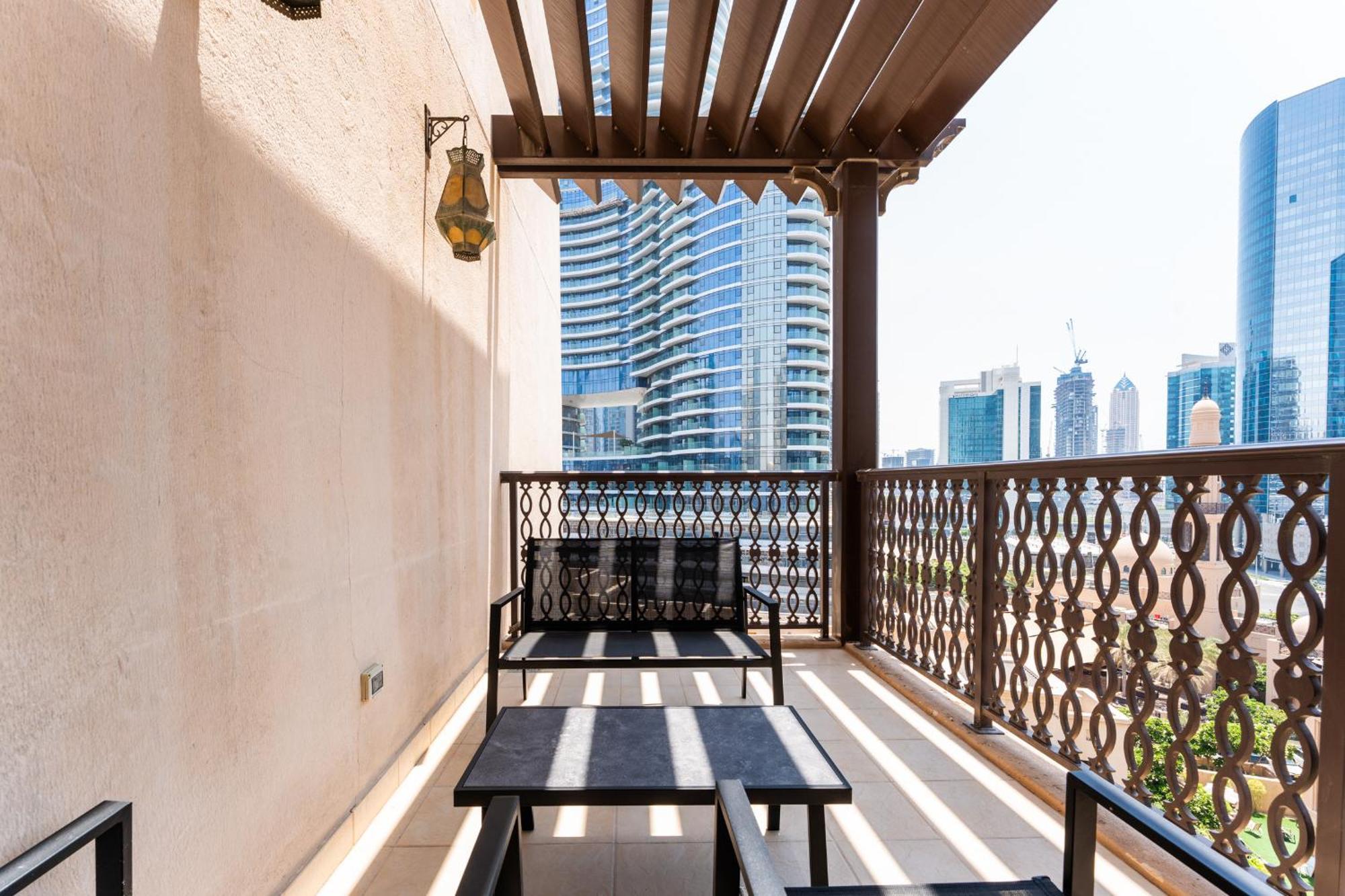 Apartment 2 Bedroom In Zanzabeel 4 By Pk Holidays Dubai