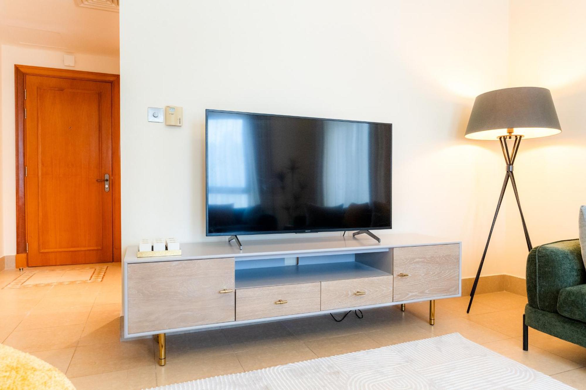 2 Bedroom In Zanzabeel 4 By Pk Holidays *