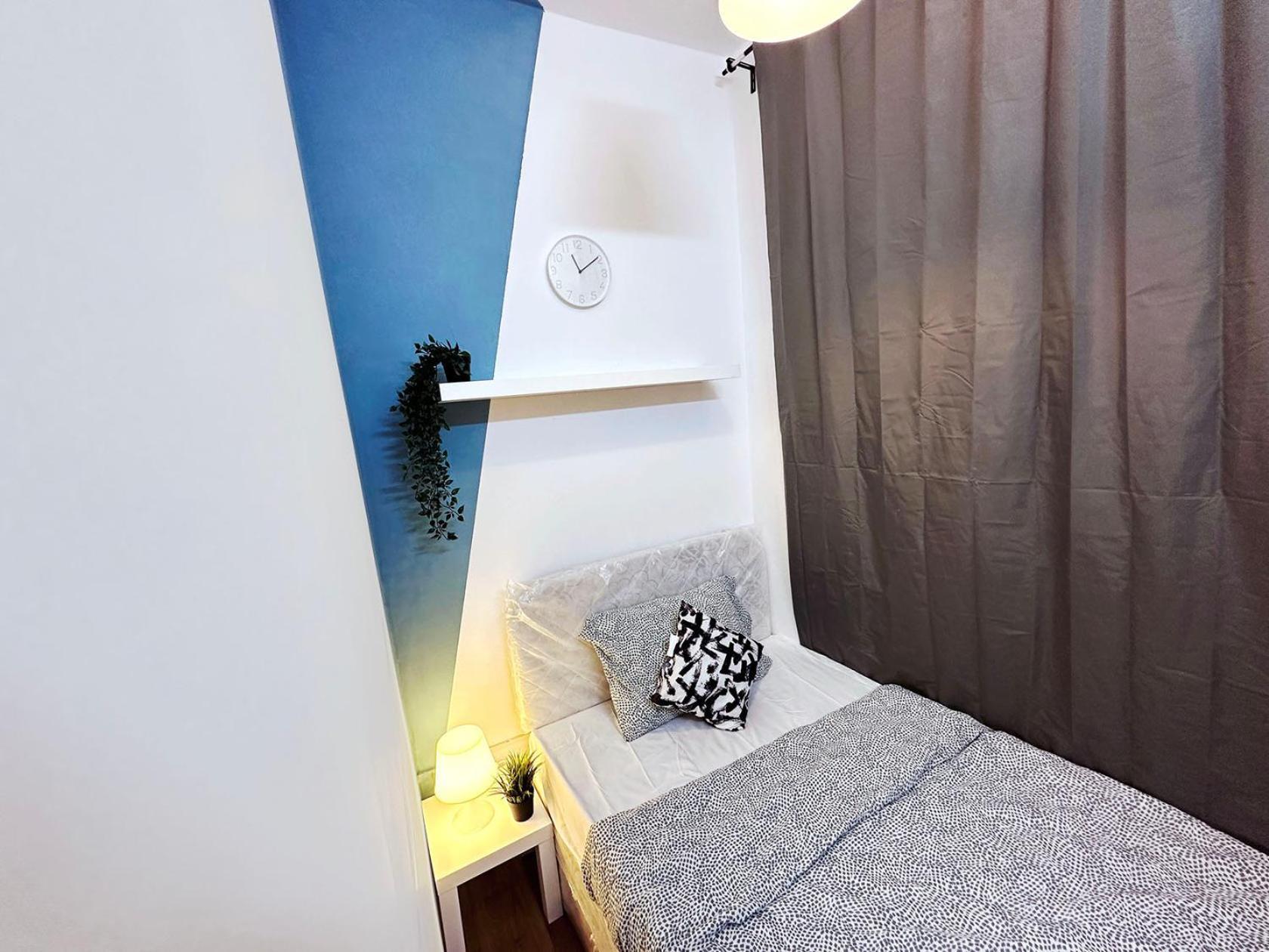Inspire Partition In Al Seef Near Burjuman Metro * Dubai