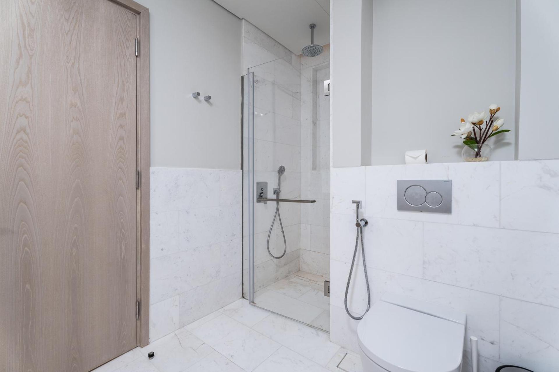 Nasma Luxury - Sea-view In Palm Tower With Full Amenities Dubai
