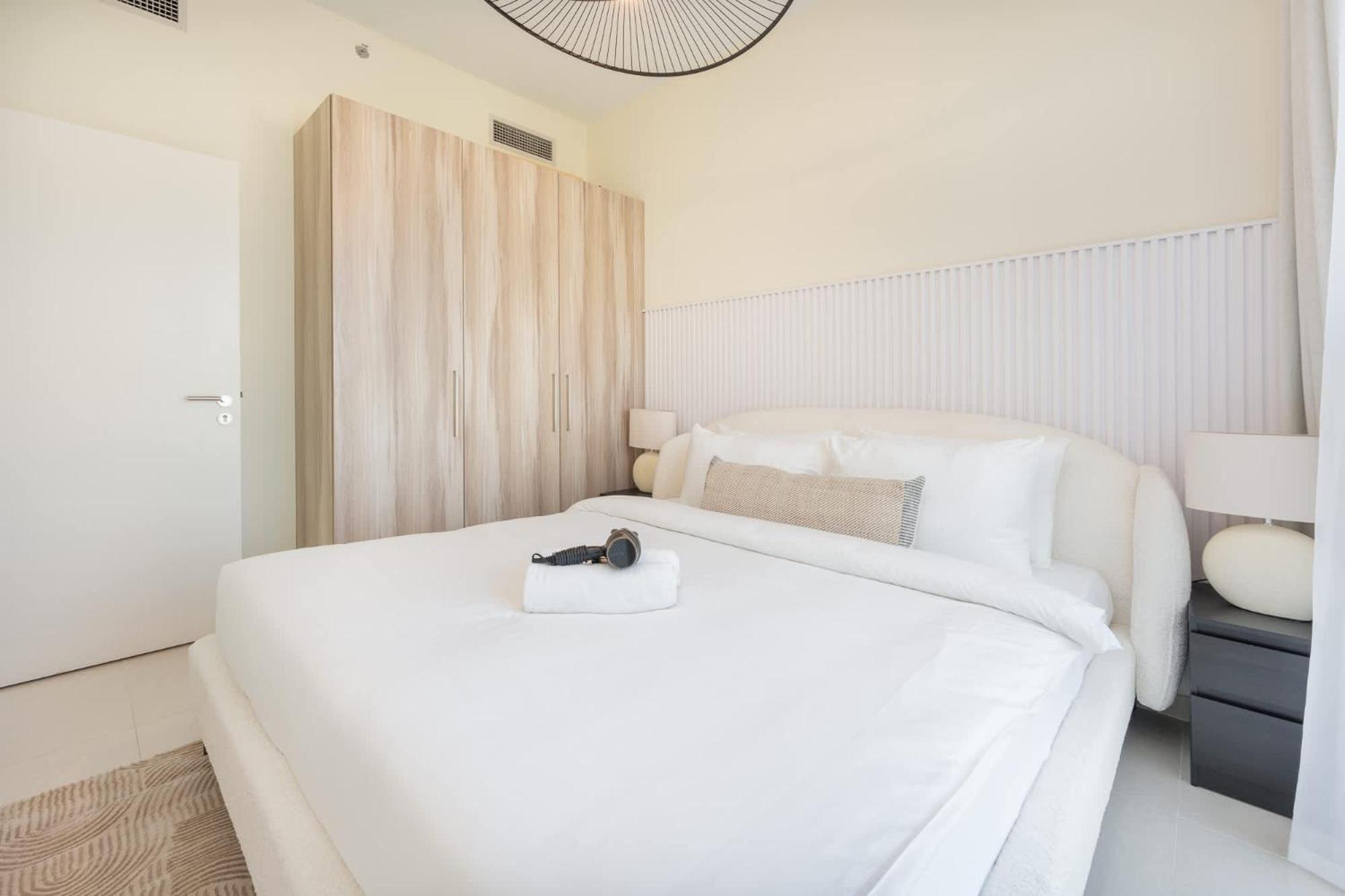 Cozy 1-bedroom At Golf In Damac Hills With Relaxing Views! Apartment *