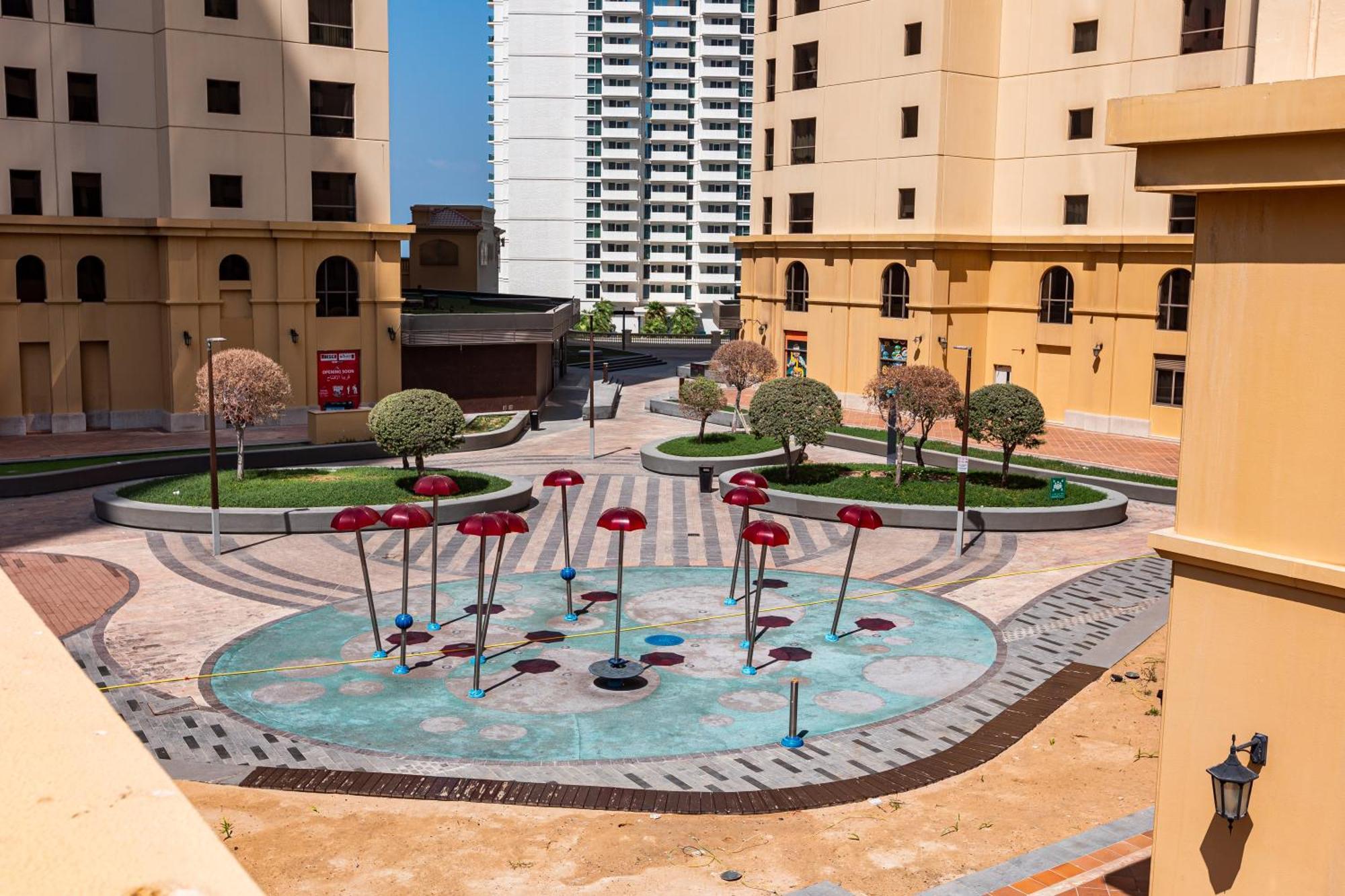 Beautiful 1 Bedroom By The Dubai