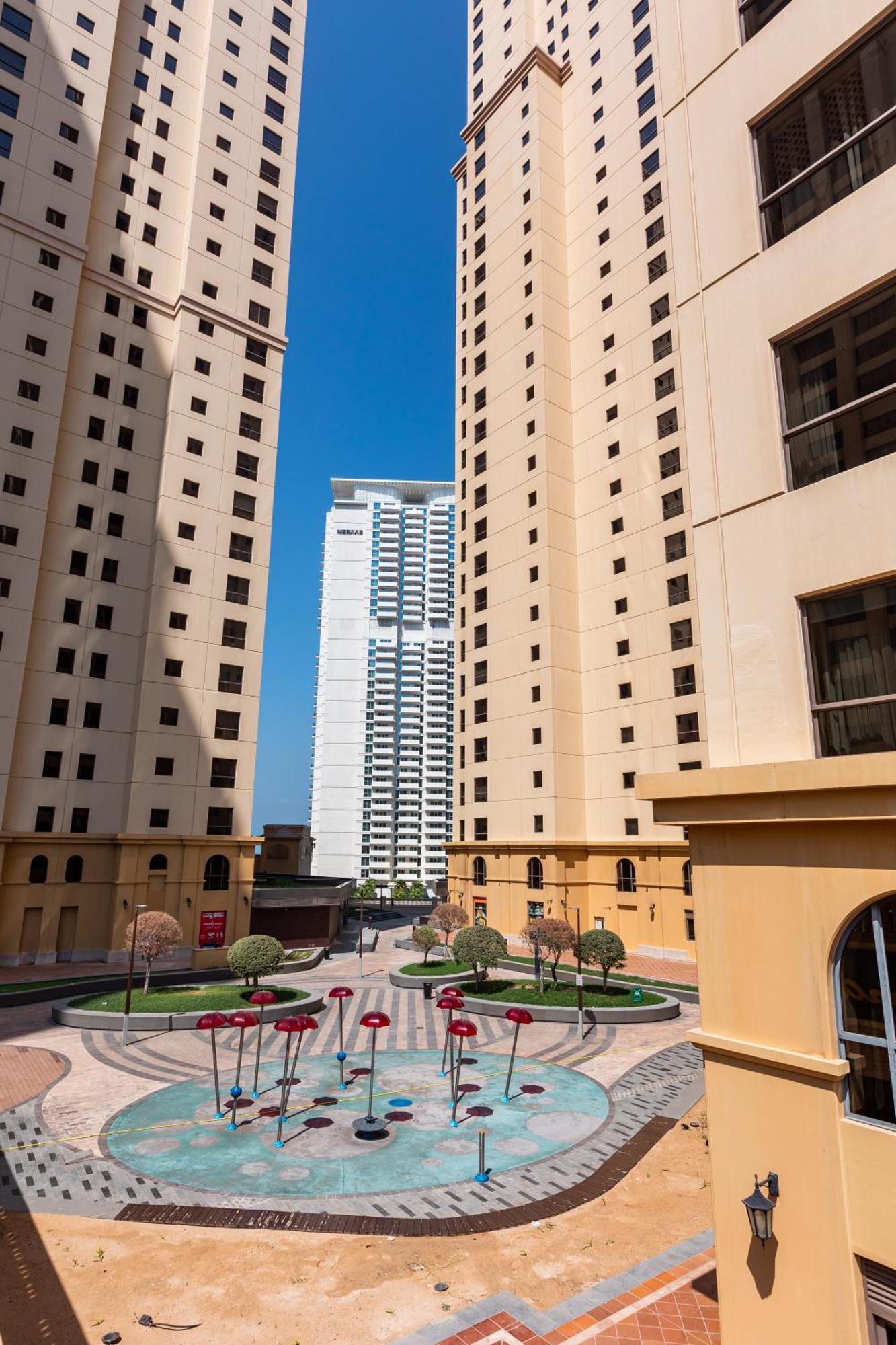 Beautiful 1 Bedroom By The Apartment