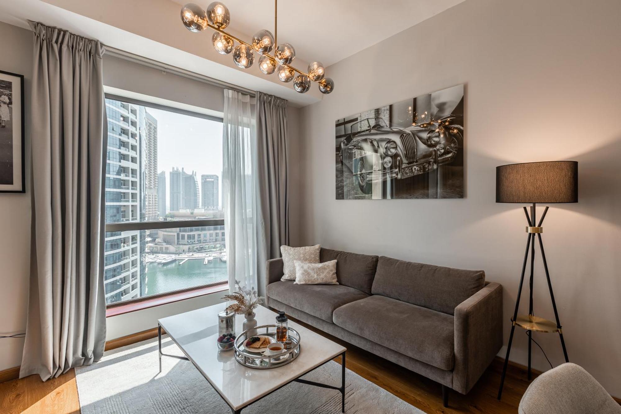 Beautiful 1 Bedroom By The