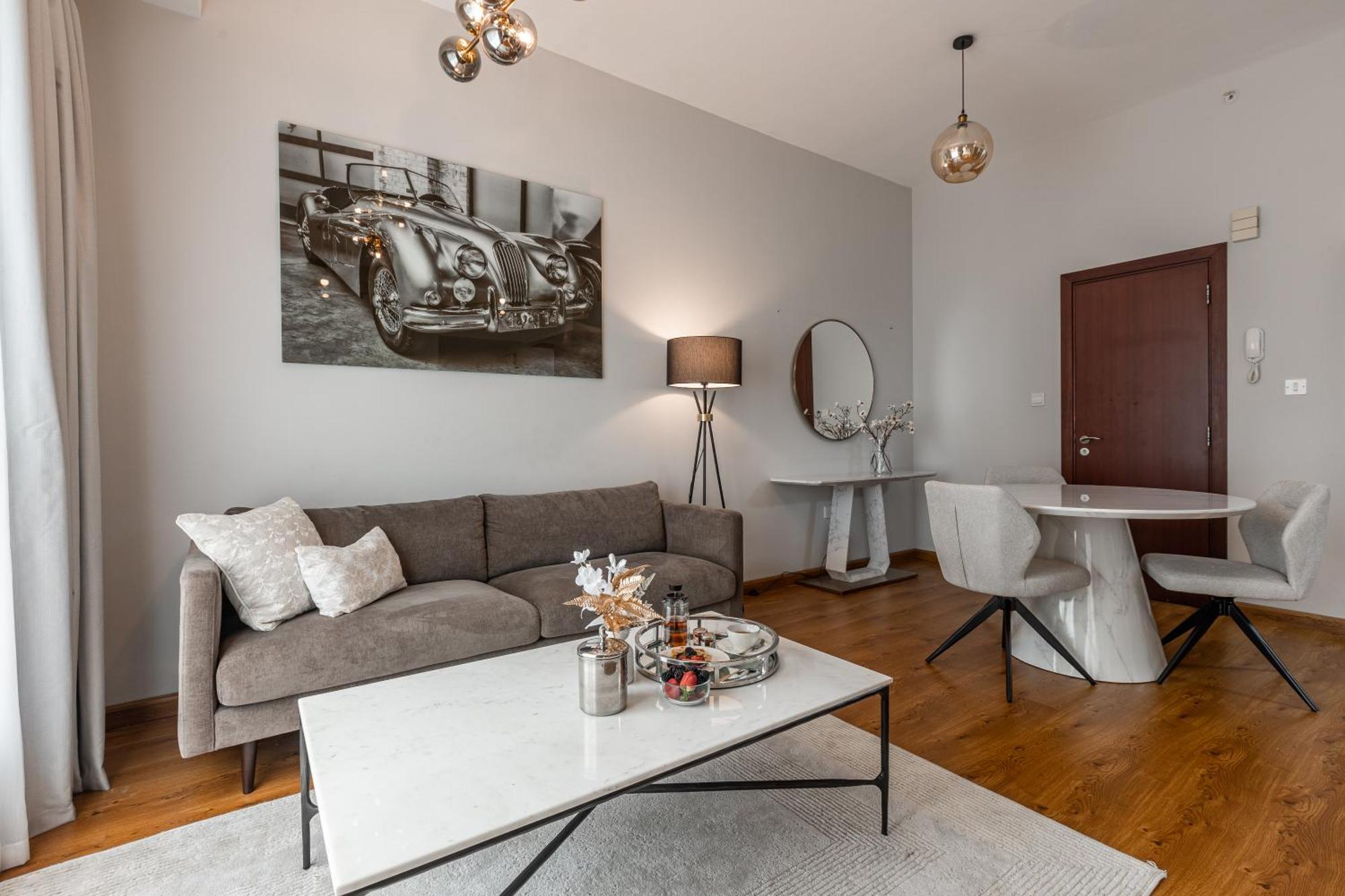 Apartment Beautiful 1 Bedroom By The Dubai