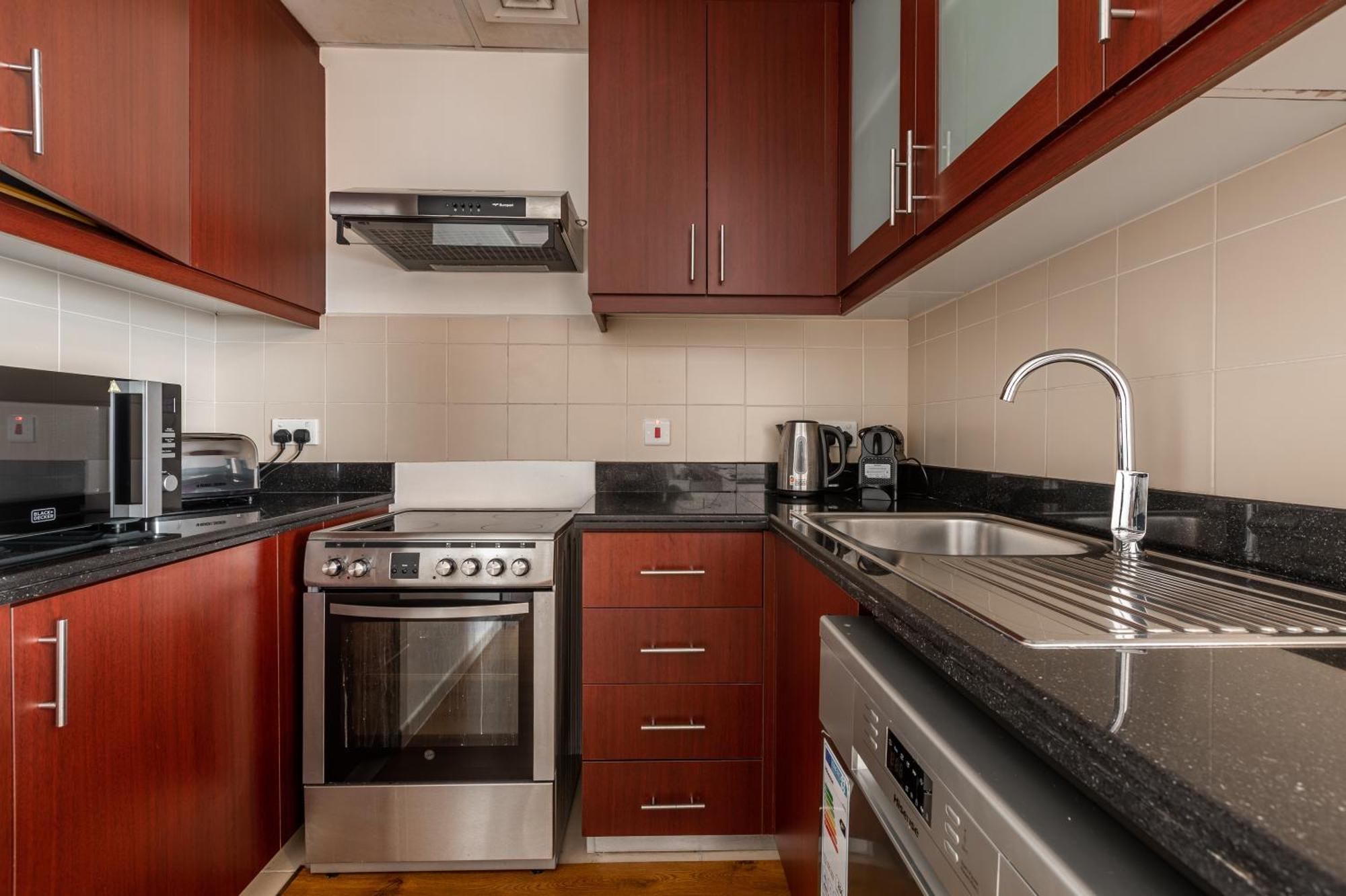 Beautiful 1 Bedroom By The Dubai