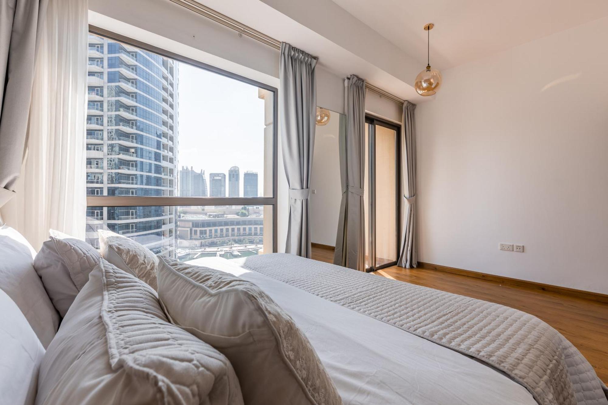 Apartment Beautiful 1 Bedroom By The