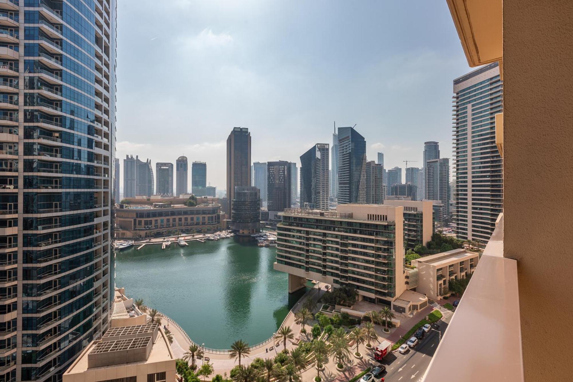 Apartment Beautiful 1 Bedroom By The