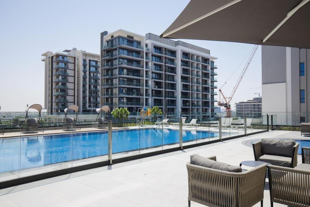 Apartment Chic 1 Bedroom In Prive Residence, Hills Dubai