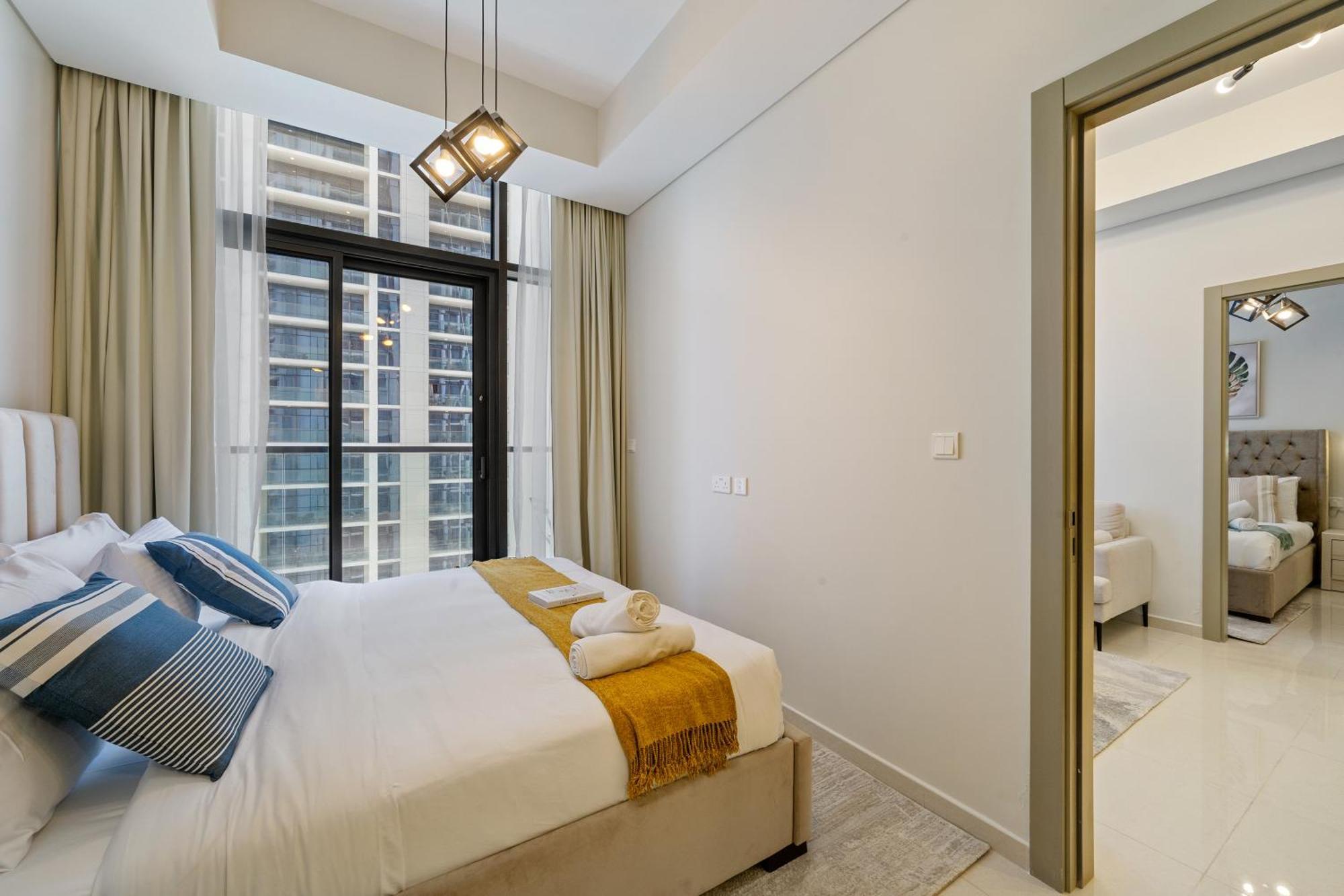 Apartment 43rd Floor Stunner Luxe 2br In Business Bay *