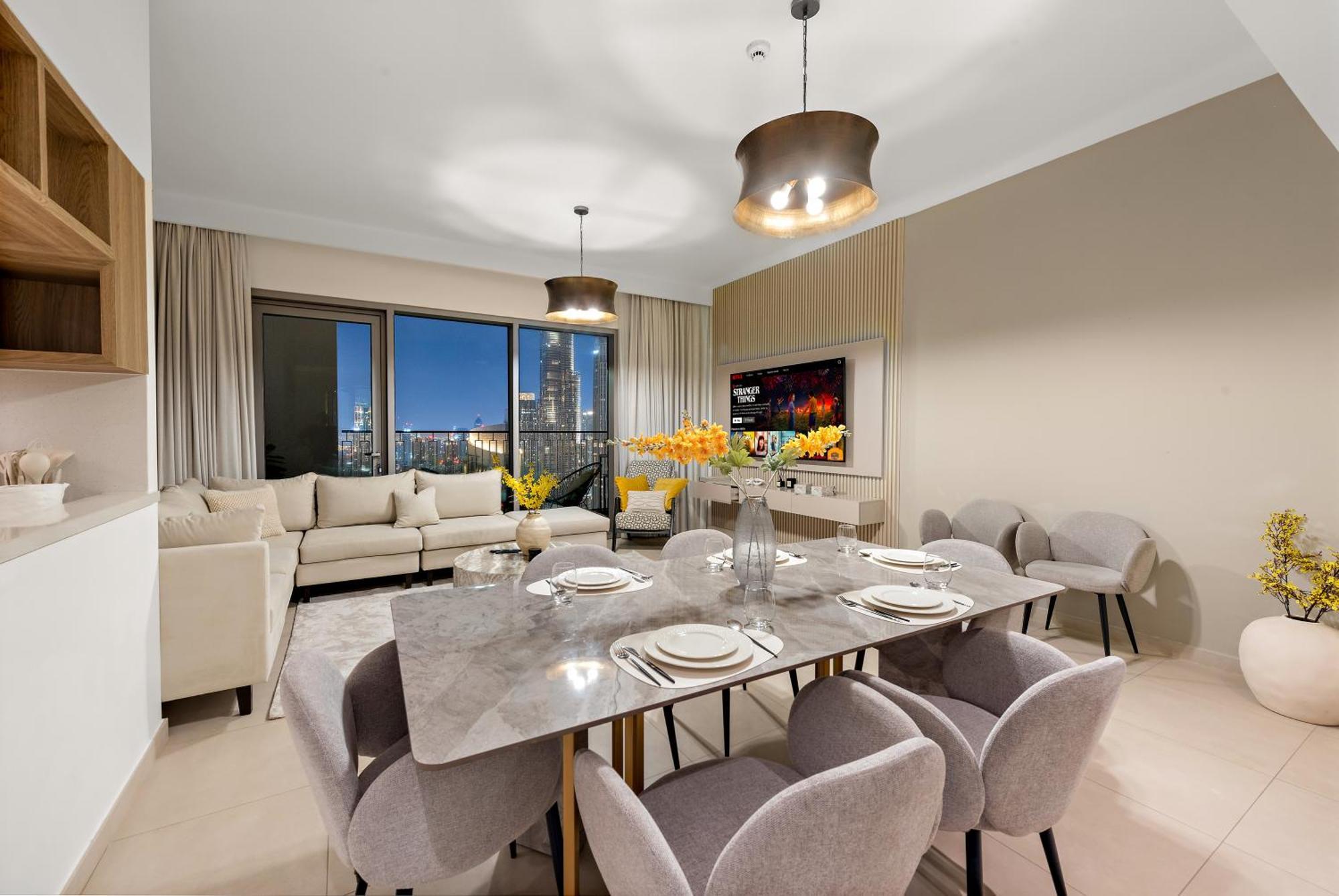 4br With Spacious Balcony & Stunning Burj Khalifa Views Apartment Dubai