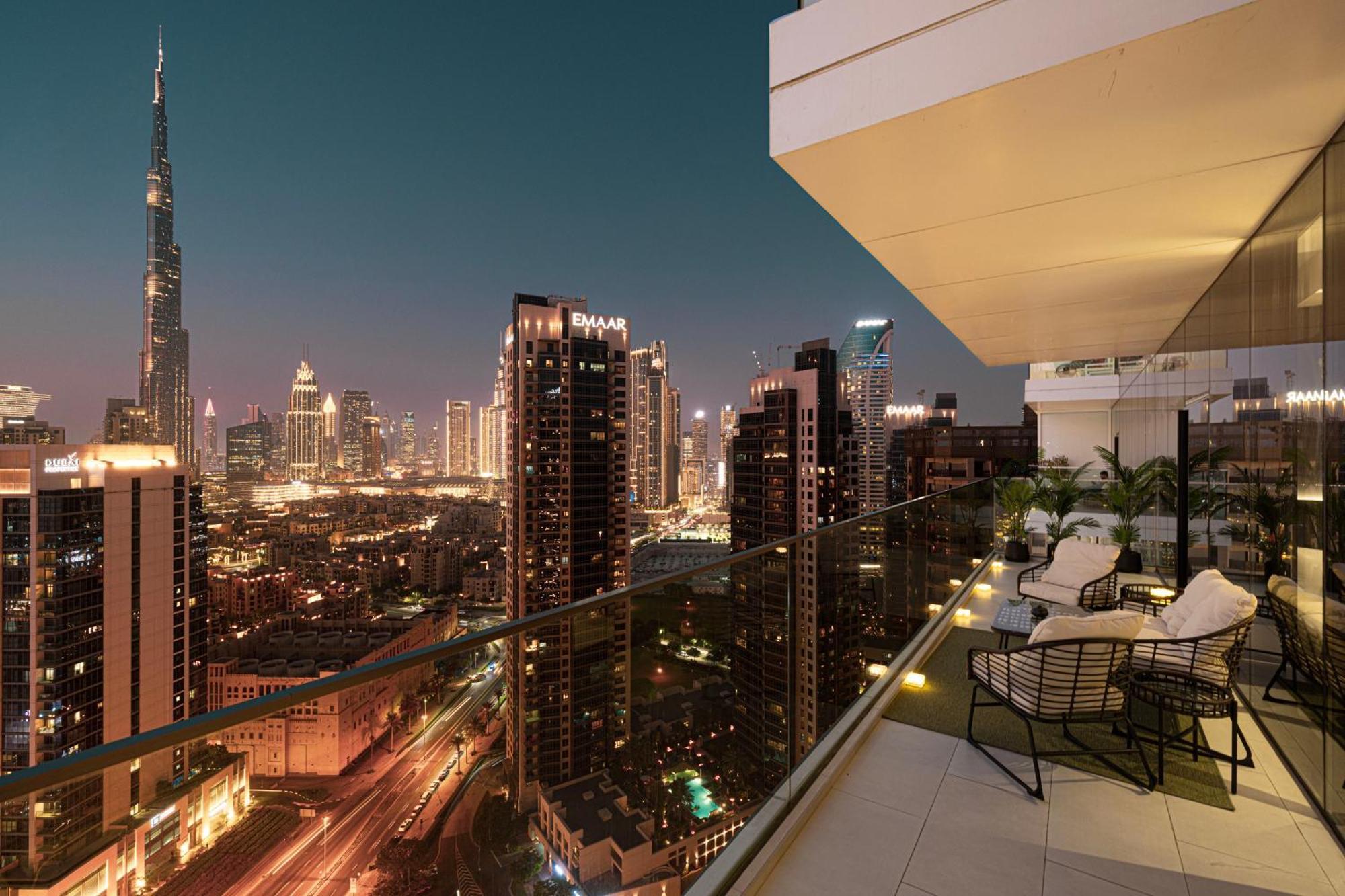 Apartment 2br Burj Khalifa View, Table Game & Arcade- 26thfl