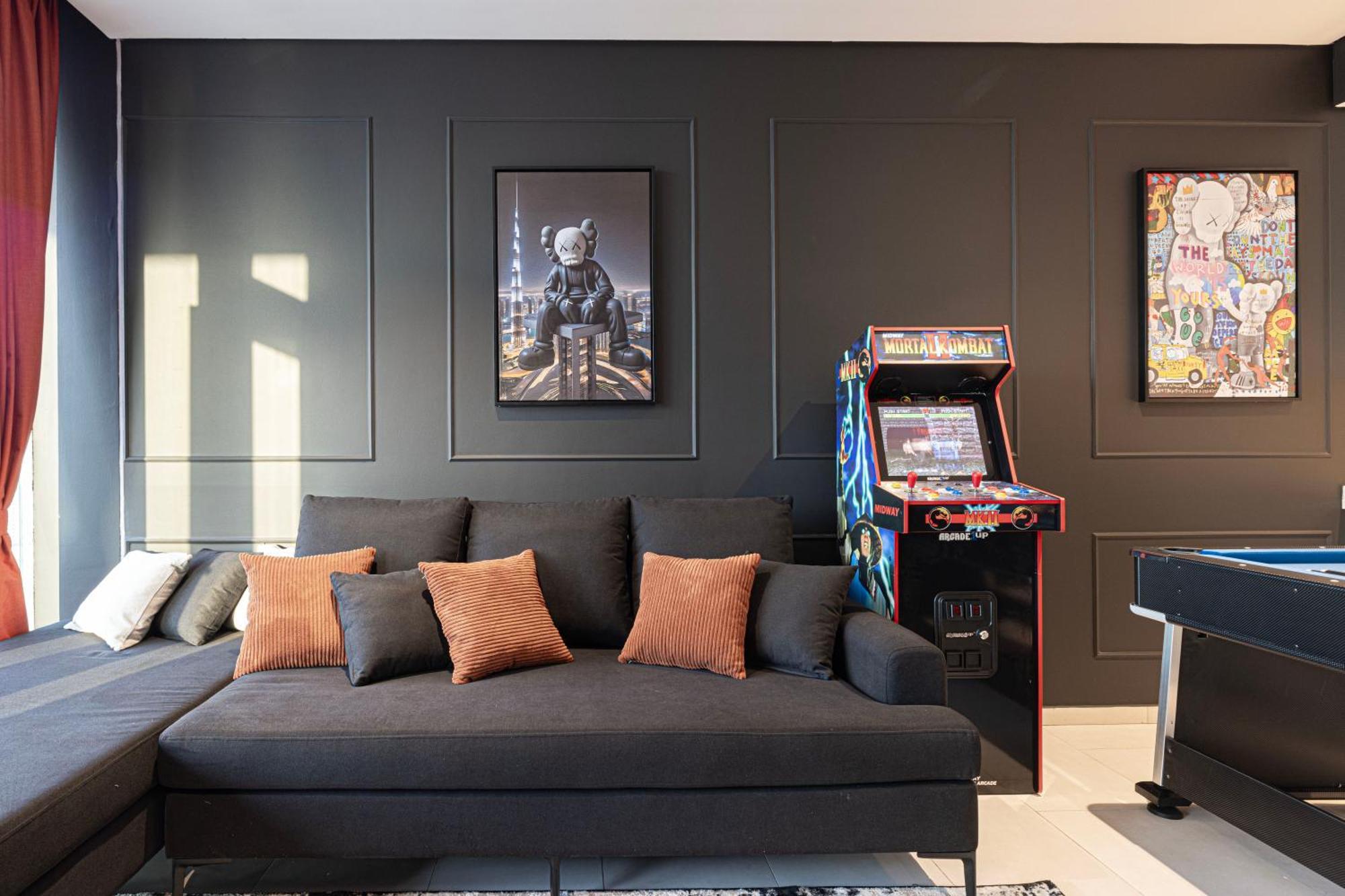 2br Burj Khalifa View, Table Game & Arcade- 26thfl Apartment