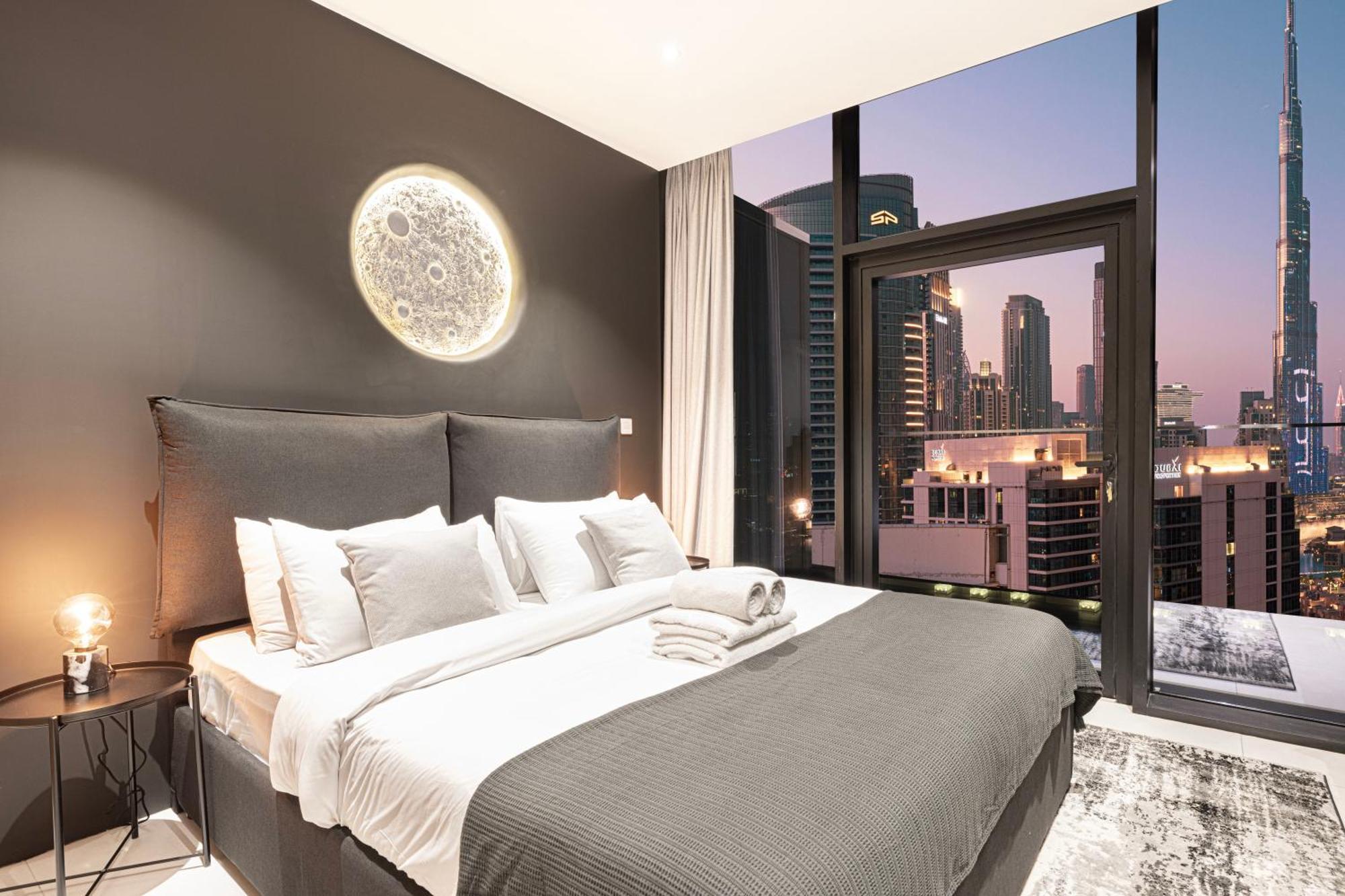Apartment 2br Burj Khalifa View, Table Game & Arcade- 26thfl *