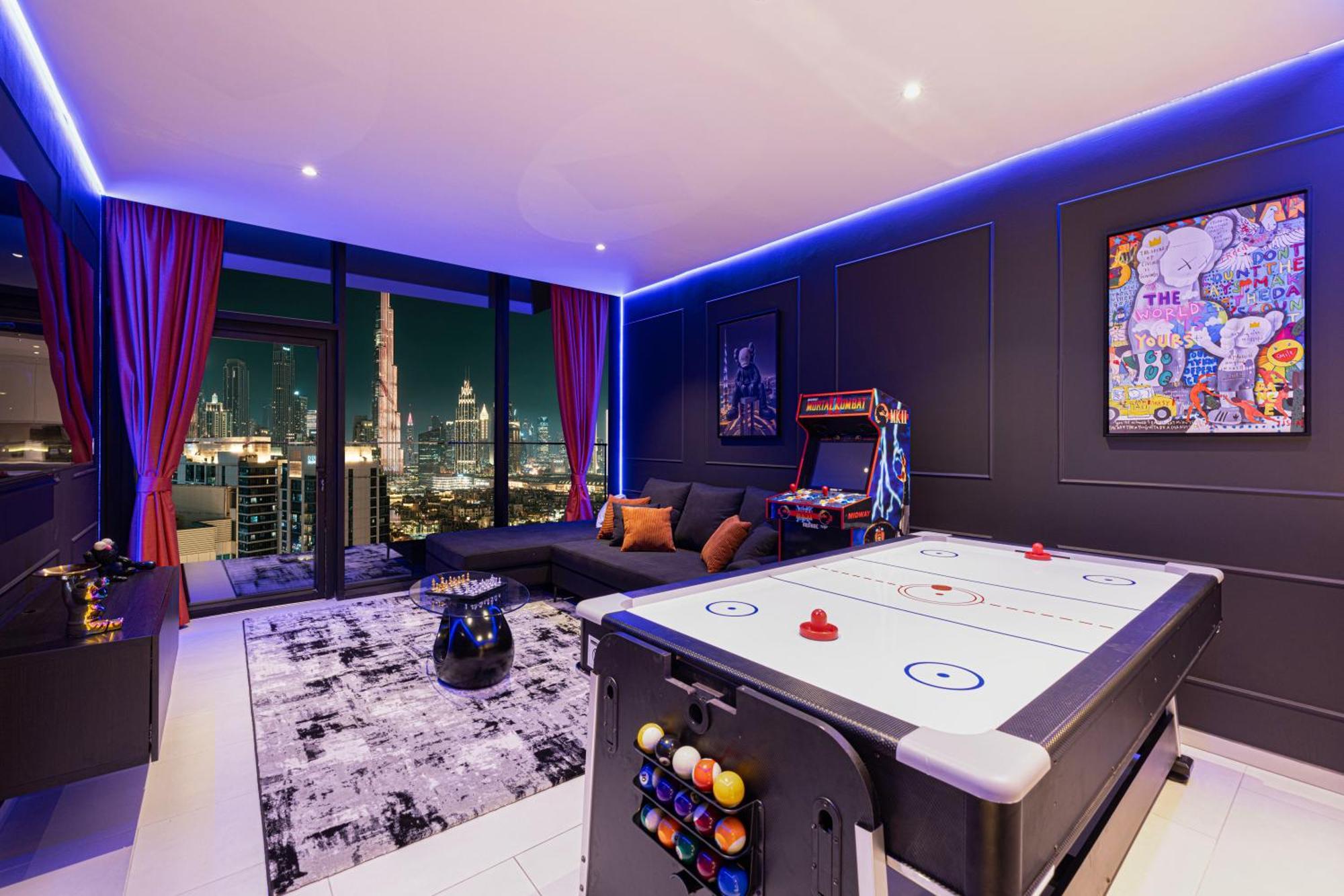 2br Burj Khalifa View, Table Game & Arcade- 26thfl * Dubai