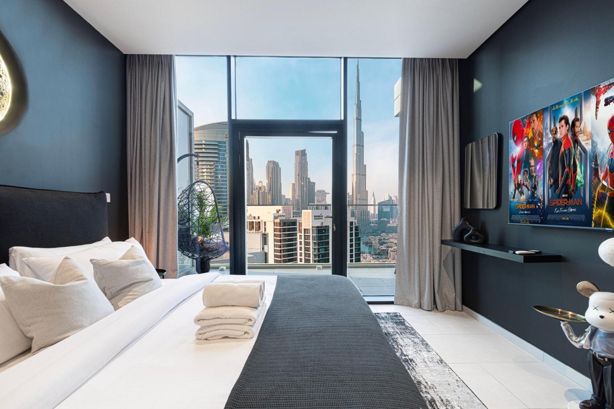 2br Burj Khalifa View, Table Game & Arcade- 26thfl * Dubai
