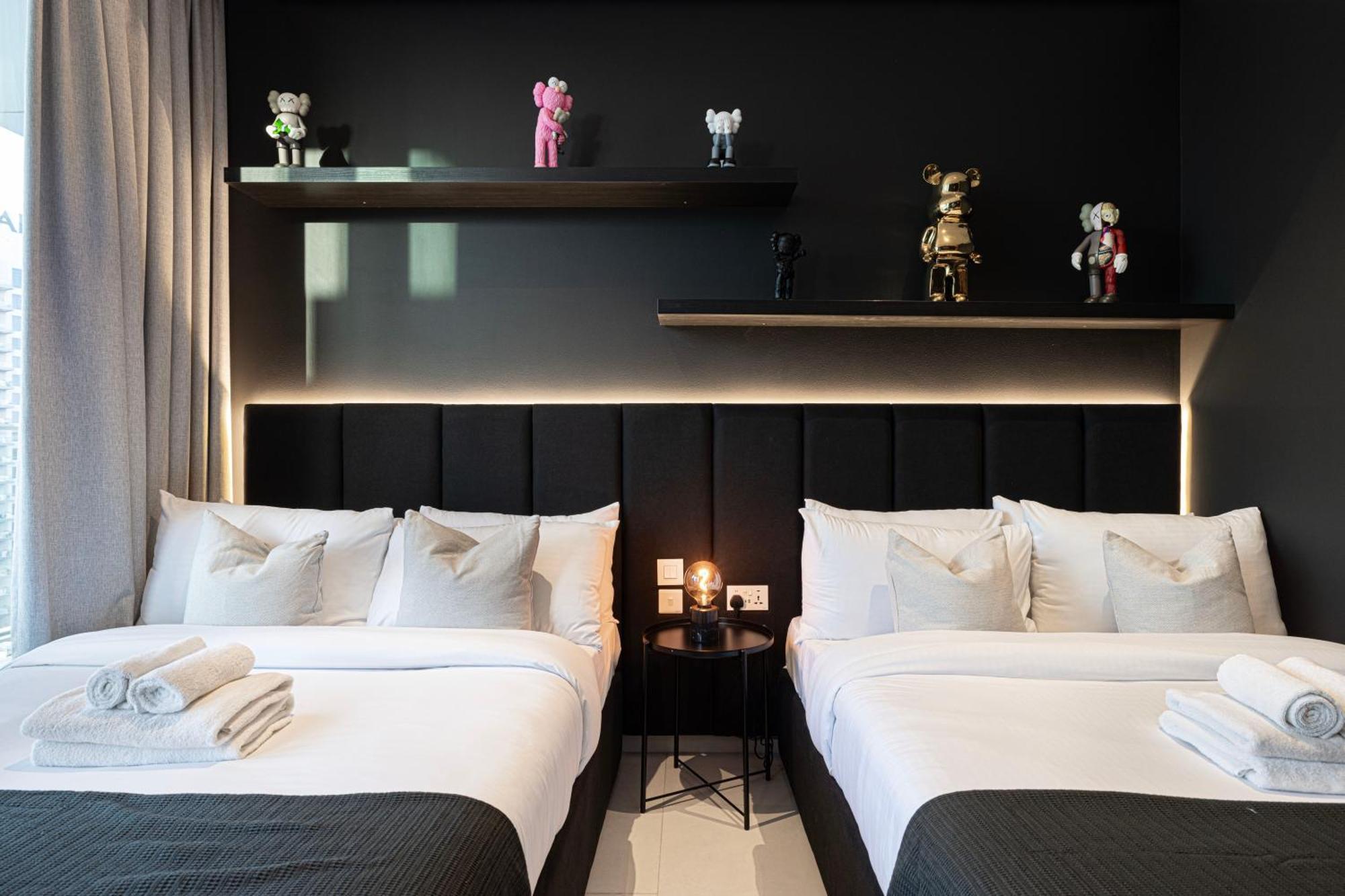 2br Burj Khalifa View, Table Game & Arcade- 26thfl Dubai