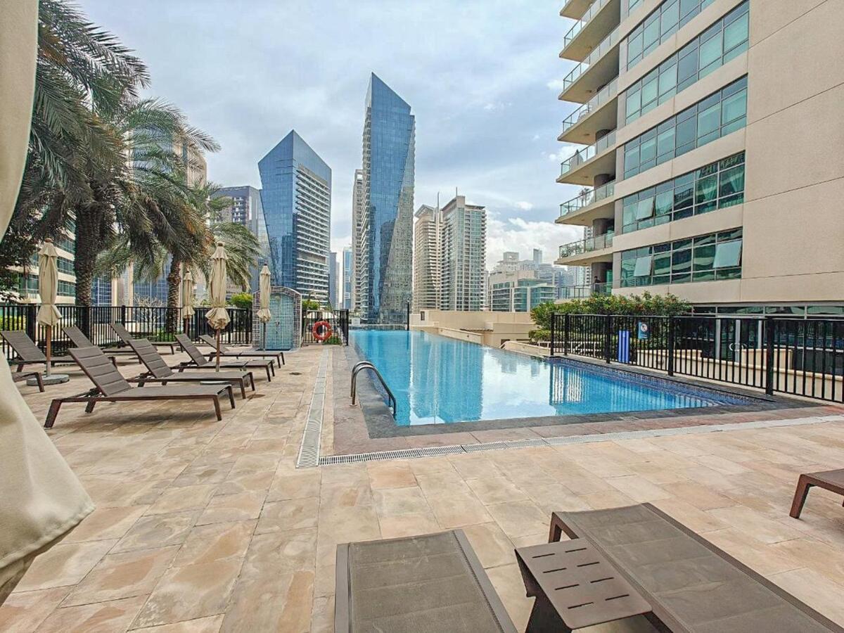 Marina Oasis Cozy 1-bed Flat With Stunning Views