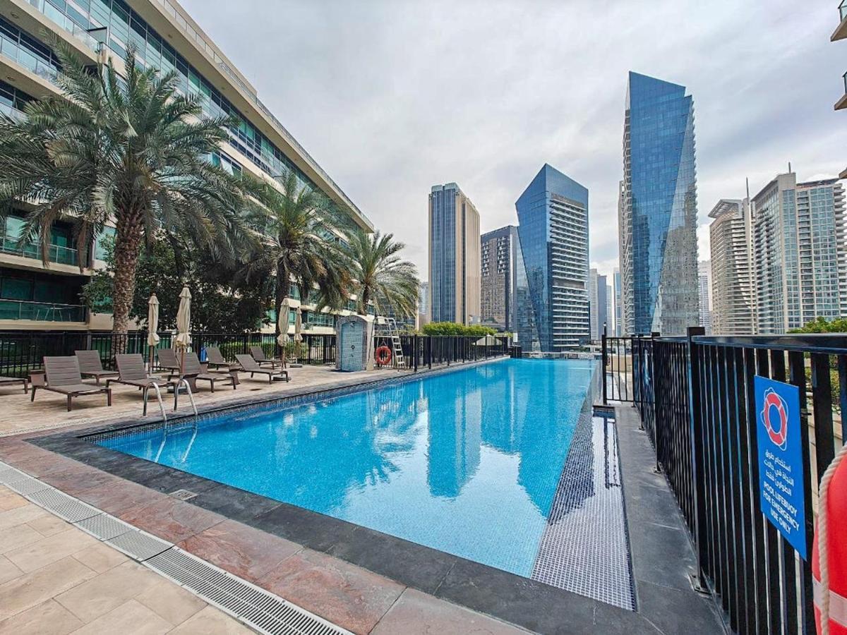 Marina Oasis Cozy 1-bed Flat With Stunning Views Apartment *
