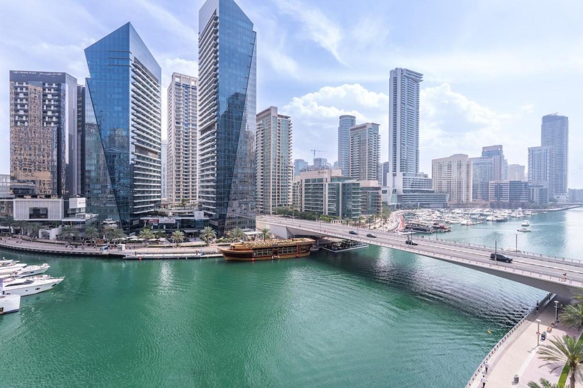 Apartment Marina Oasis Cozy 1-bed Flat With Stunning Views *