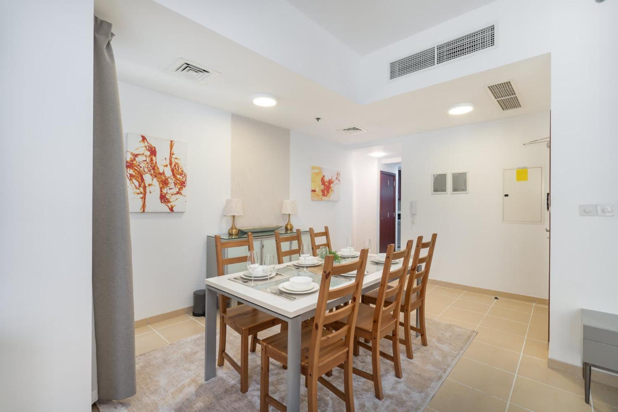 2 Bed In Jbr And Stylish *