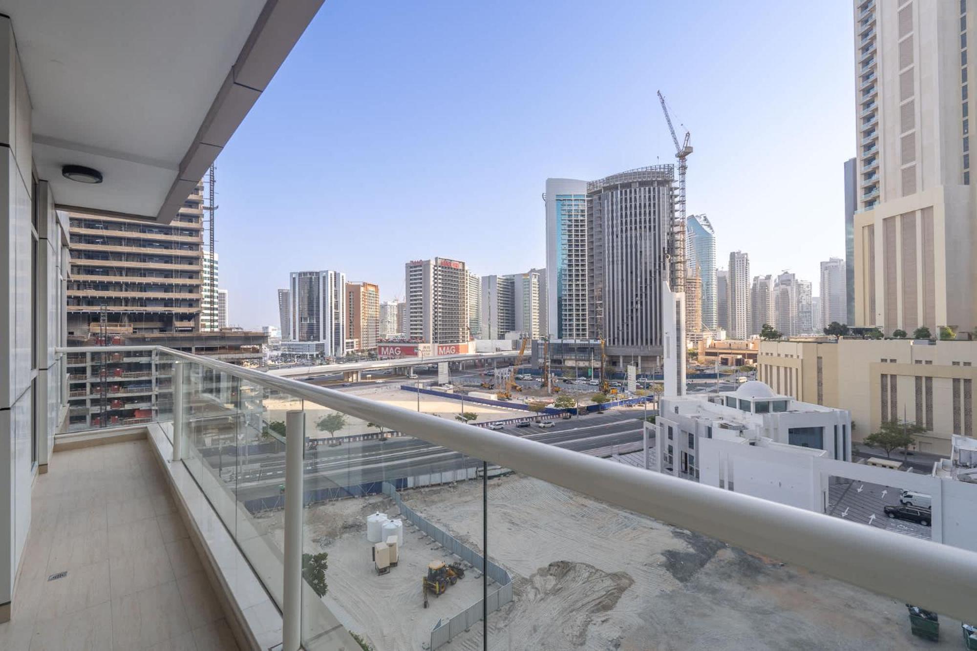 Absolutely Stunning 3 Bedroom In Downtown