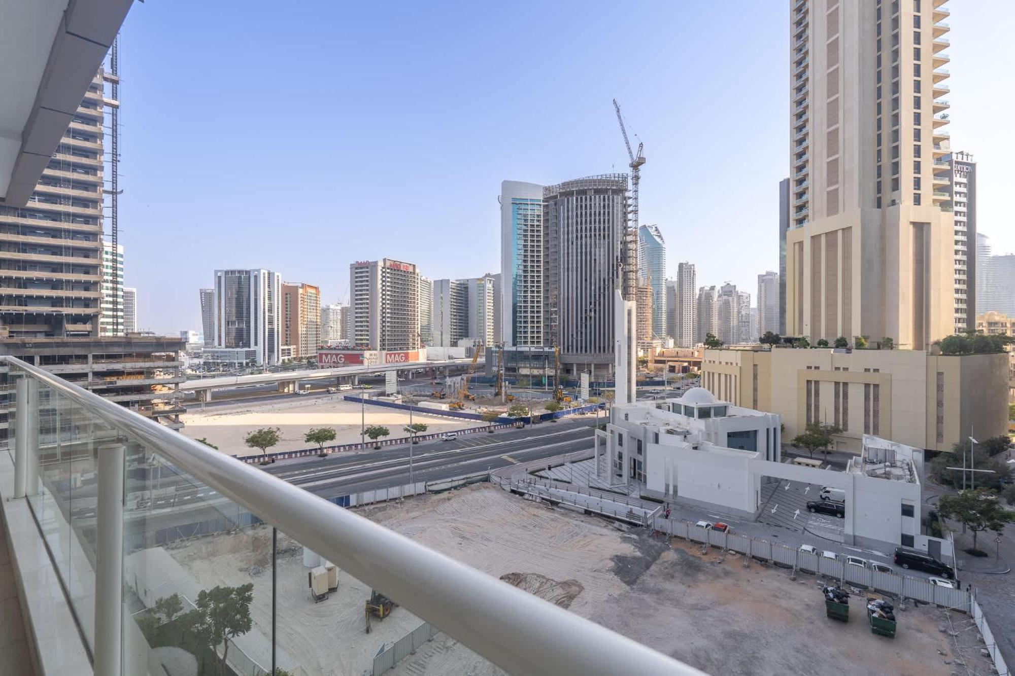 Apartment Absolutely Stunning 3 Bedroom In Downtown Dubai