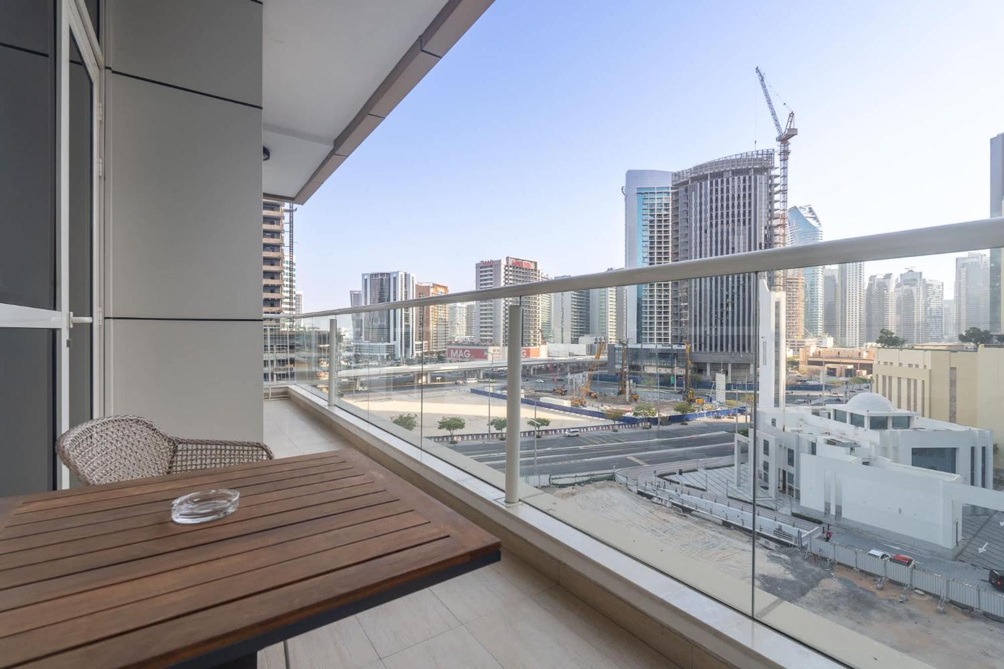 Absolutely Stunning 3 Bedroom In Downtown