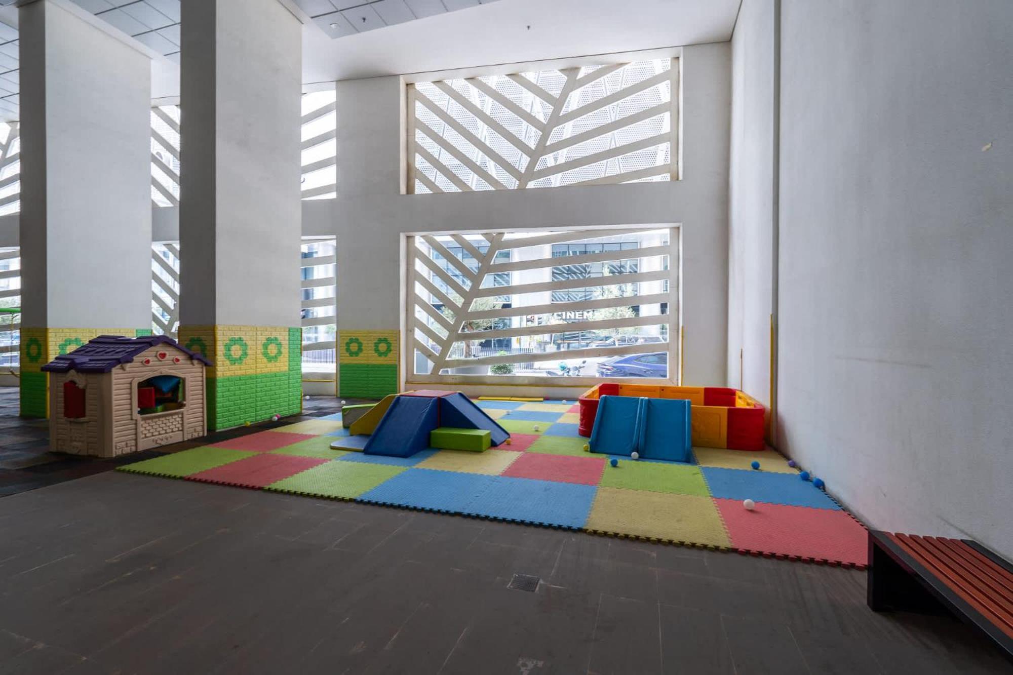Absolutely Stunning 3 Bedroom In Downtown Apartment Dubai