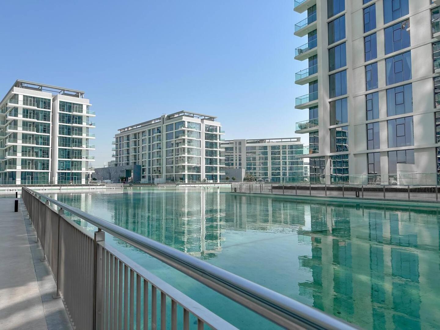 Apartment District One Residences 11 *