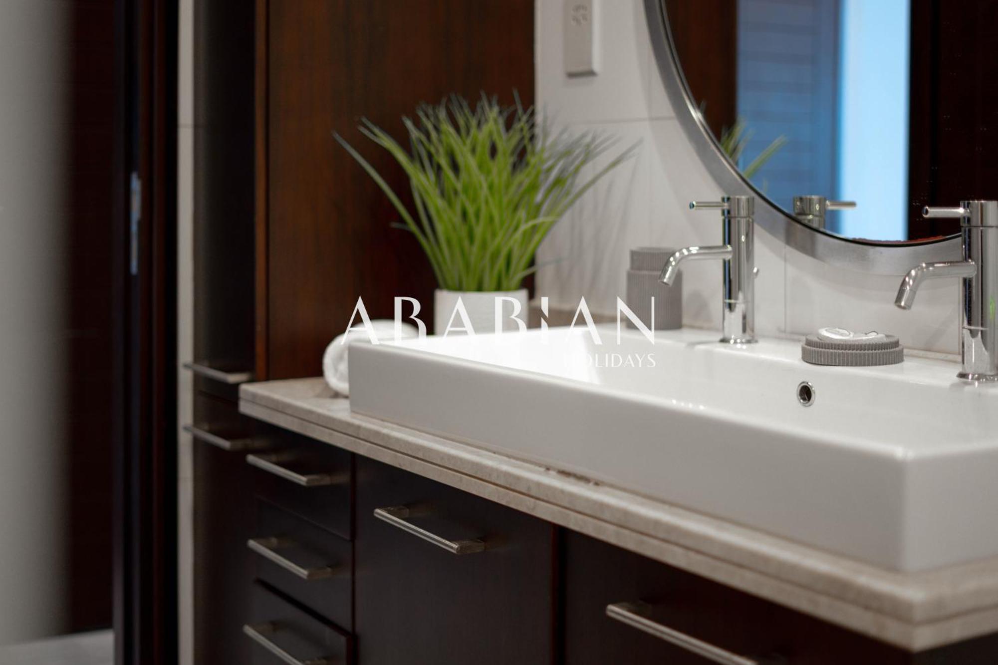 Full Burj View - Stunning 2br In Downtown * Dubai