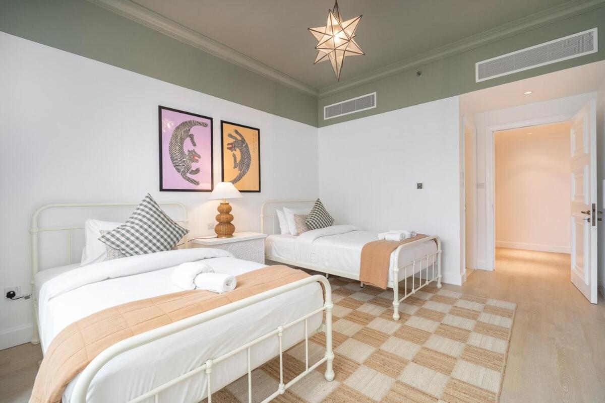 Spacious 3-bedrooms With Cozy Balcony In Palm Jumeira! Apartment