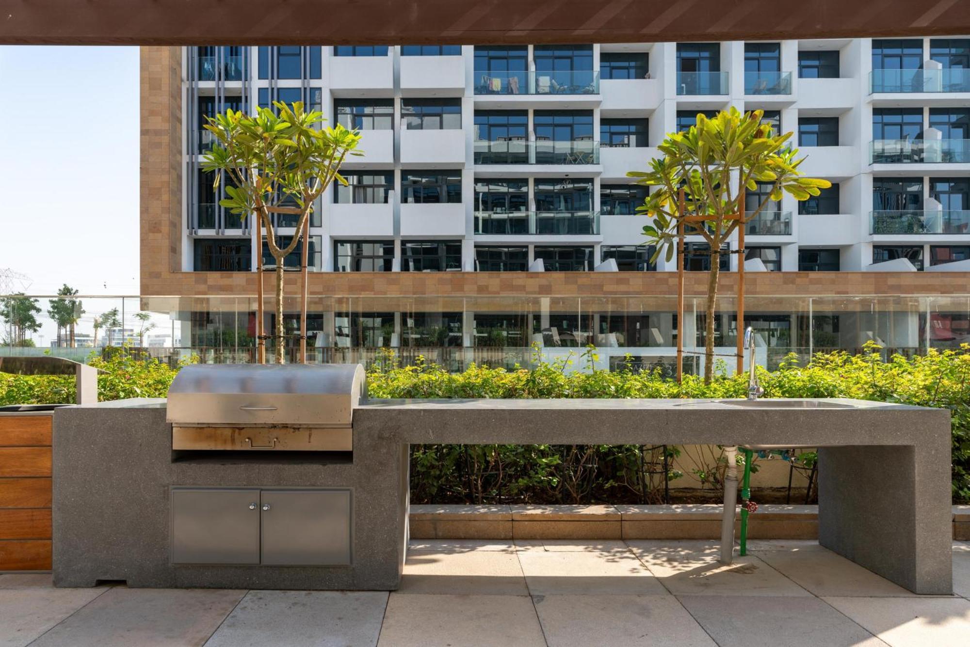 Globalstay Azizi Riviera 34 Apartment *