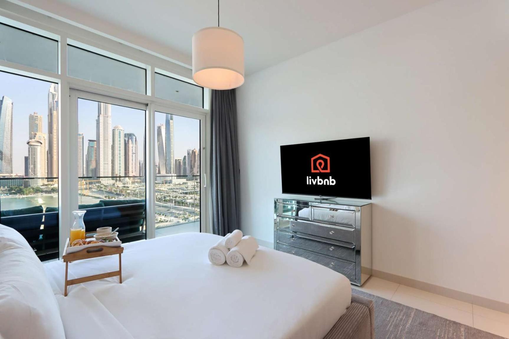 Livbnb - 2br With Stunning Views, Beachfront Living Dubai