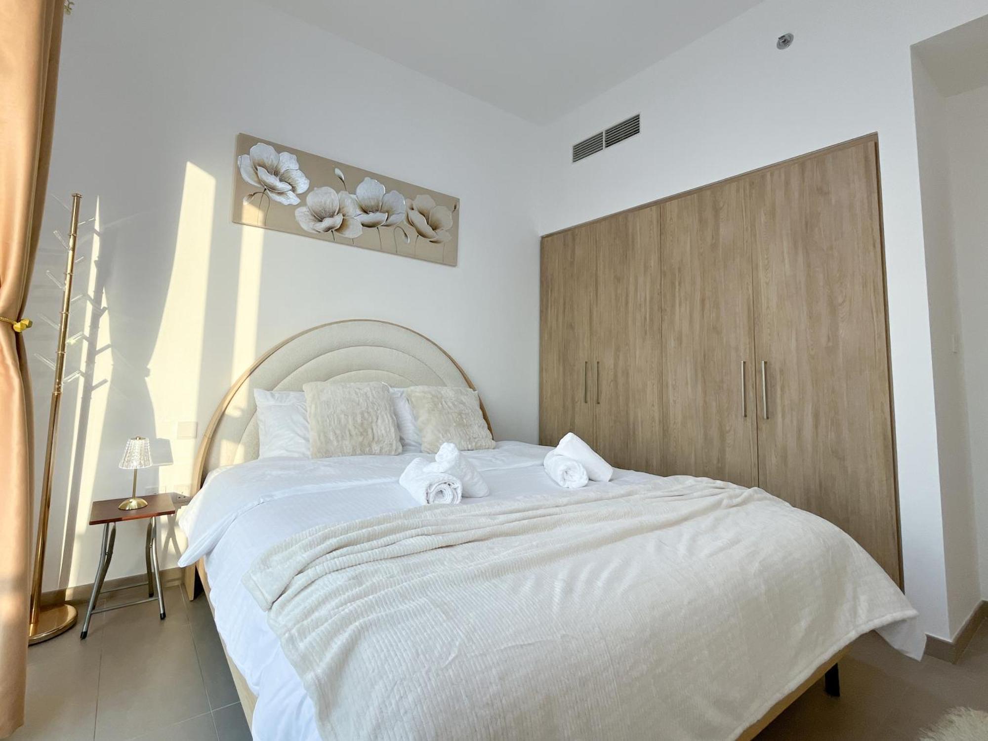 Stylish 1br In Prime Hills Apartment Dubai