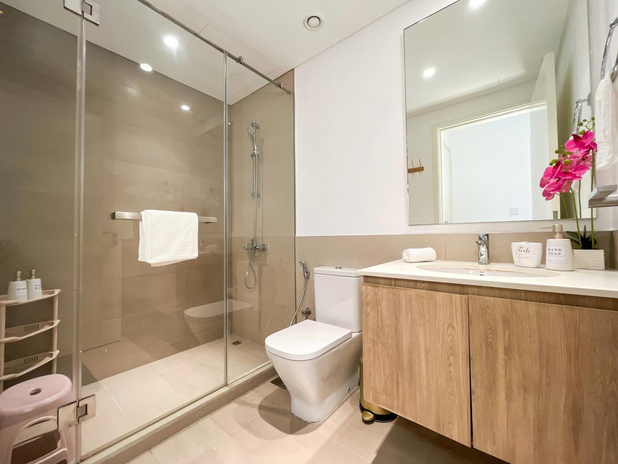 Stylish 1br In Prime Hills *