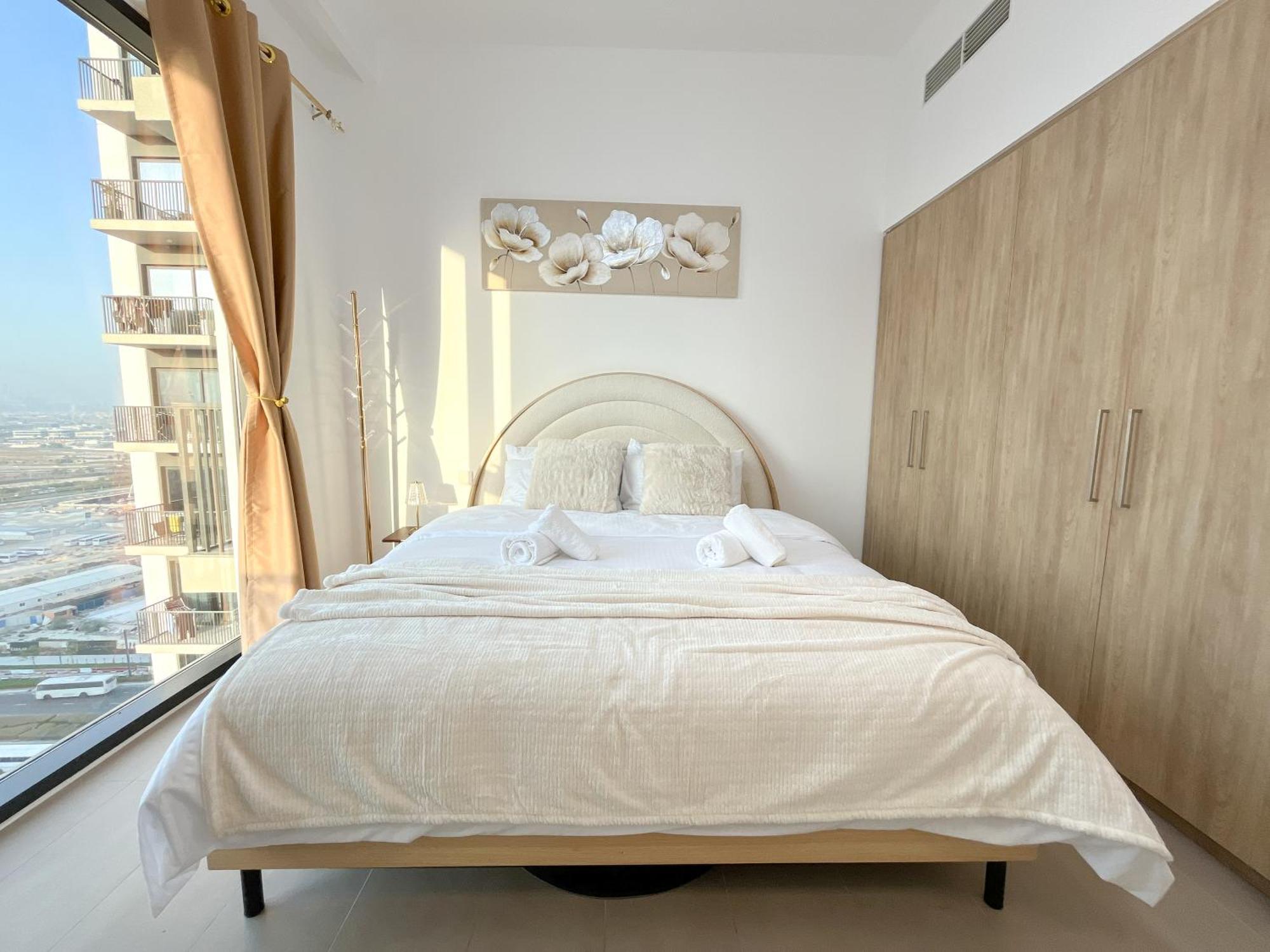 Stylish 1br In Prime Hills