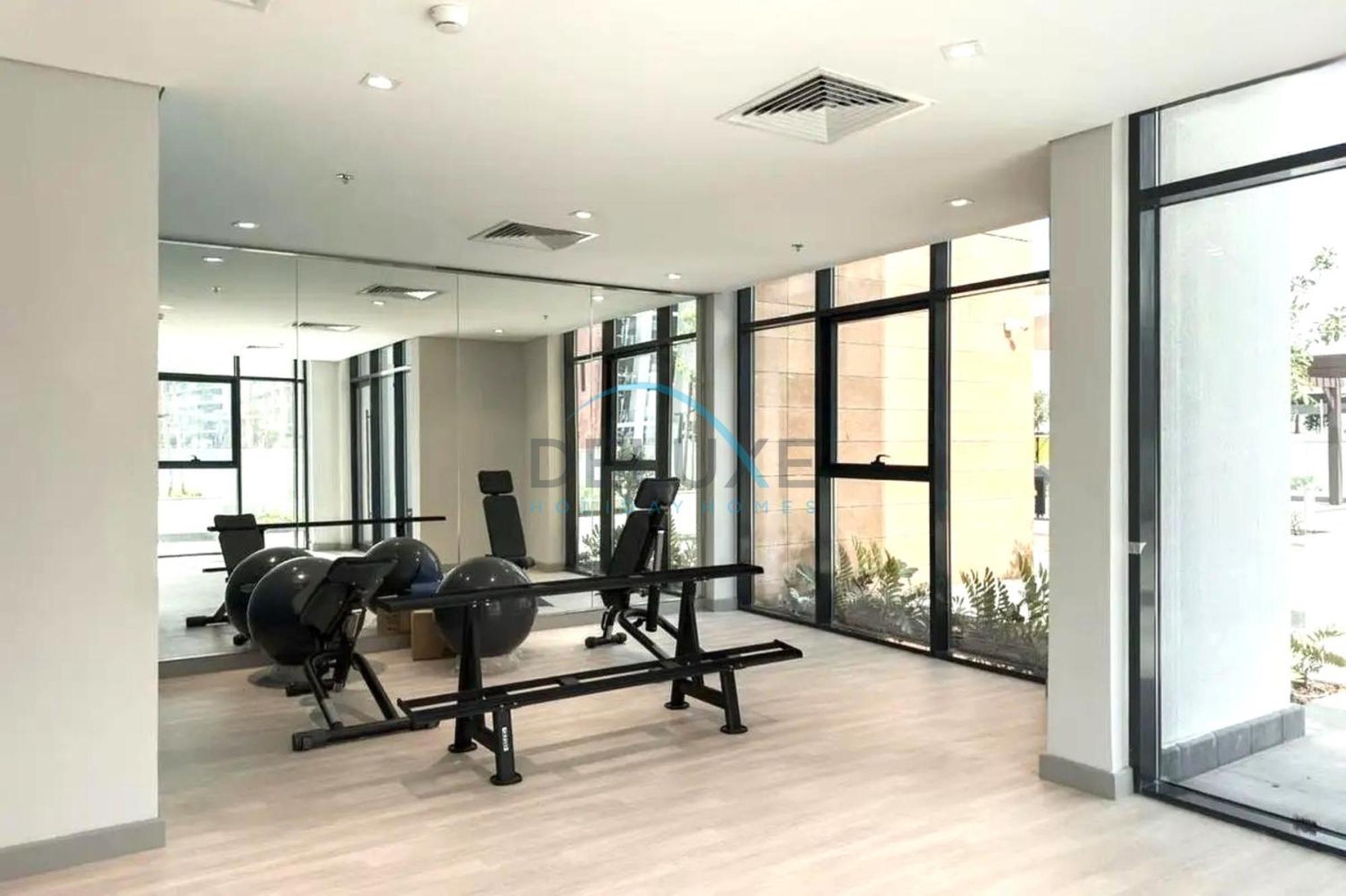 Apartment Cozy In Azizi Riviera 44, Al Merkadh By Deluxe Homes