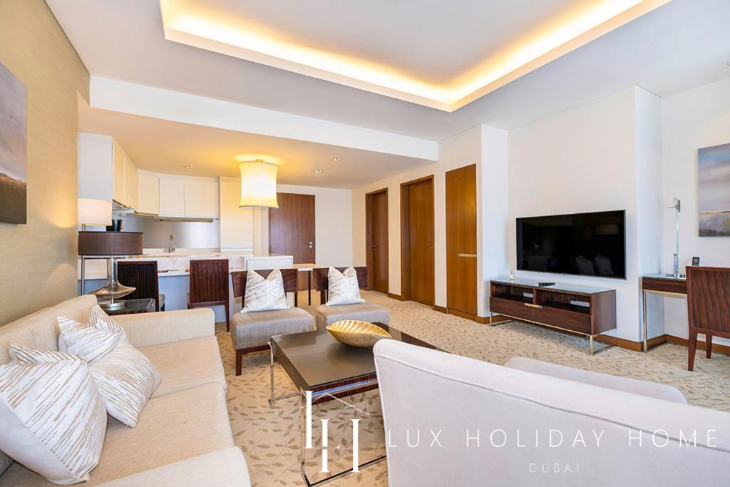 Lux The Emaar Fashion Avenue 2 Dubai
