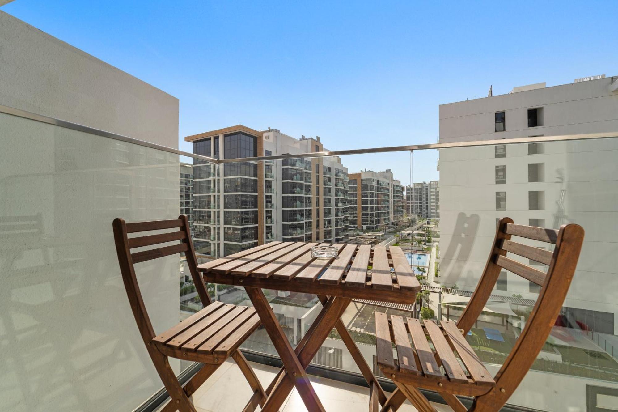 Apartment Charming With Pool, Gym, Kid's Playground *
