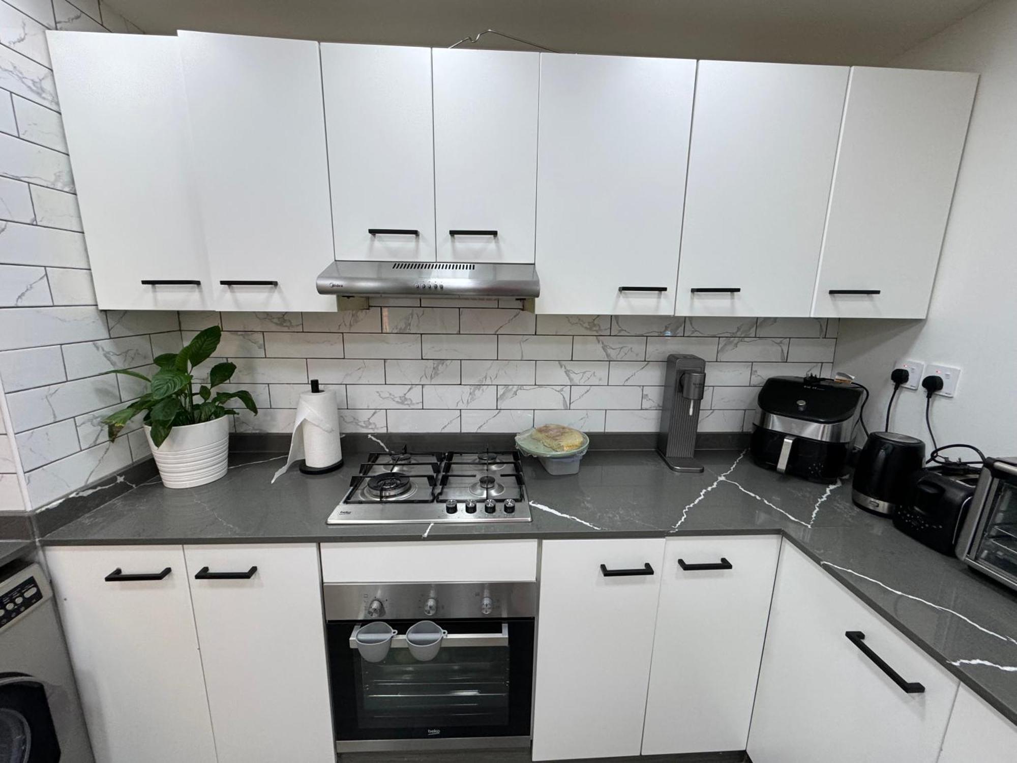 Lovely Brand New 3 Bedroom With Maids Apartment Dubai