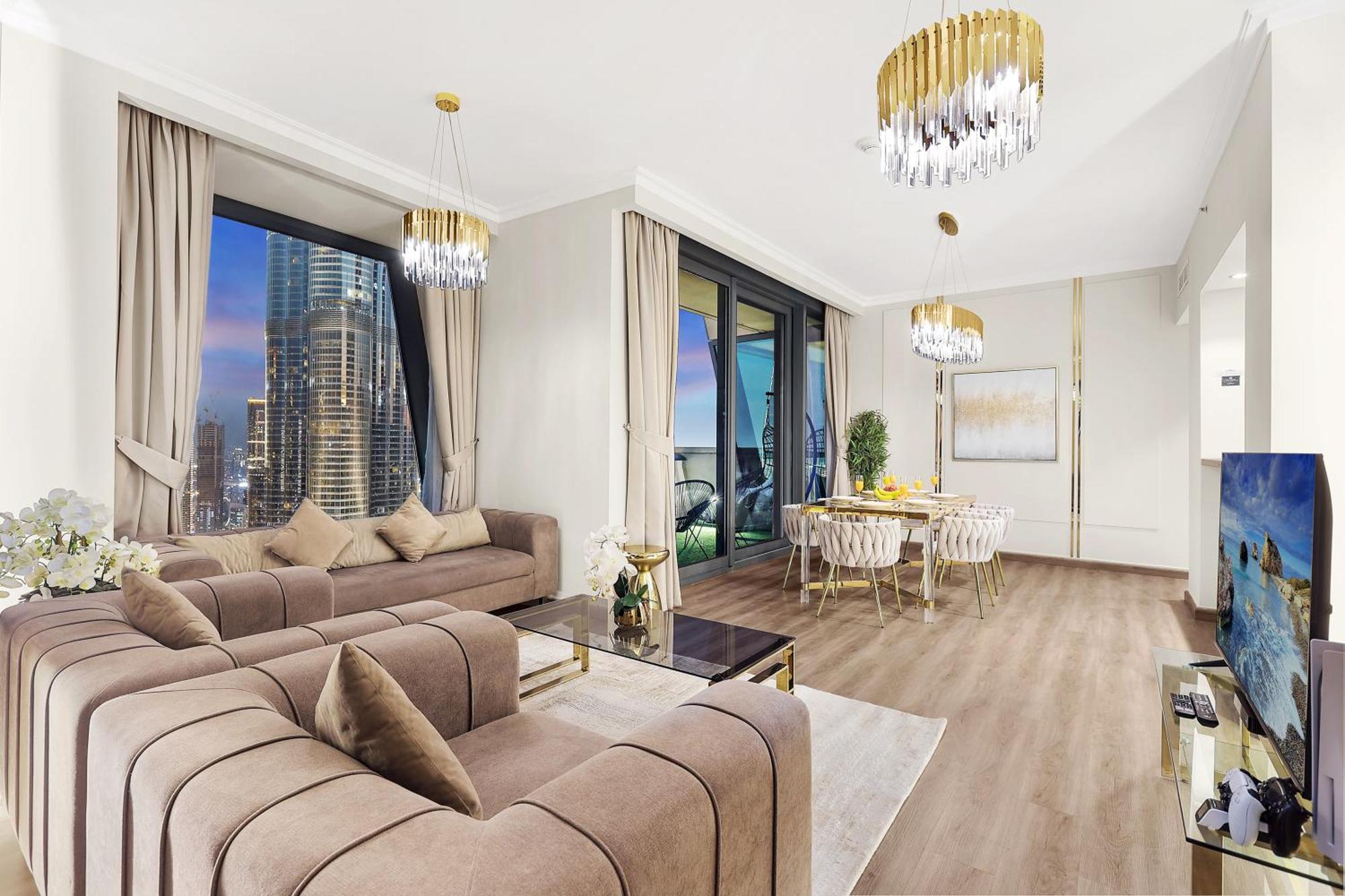 First Class 3br With Full Burj Khalifa And Fountain View Dubai