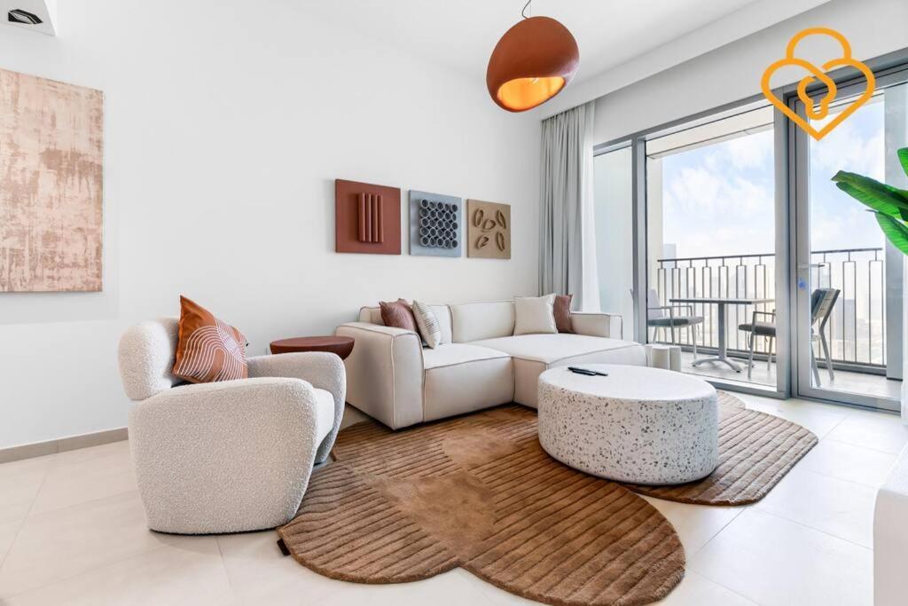 Keysplease Dt Views Ii 1 Bedroom Minutes To Mall Dubai