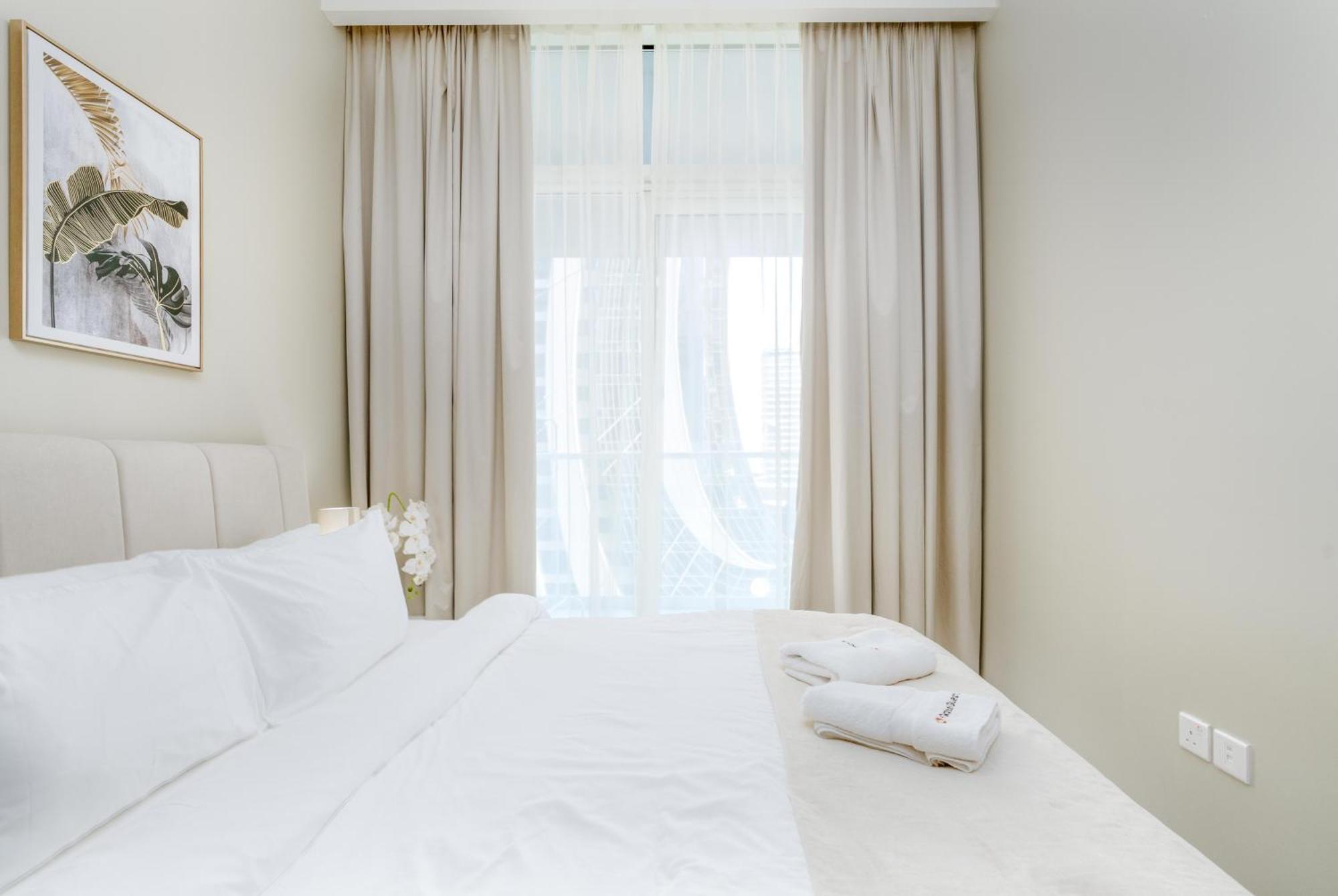 Fascinating 1 Bedroom At Vera Apartment Dubai